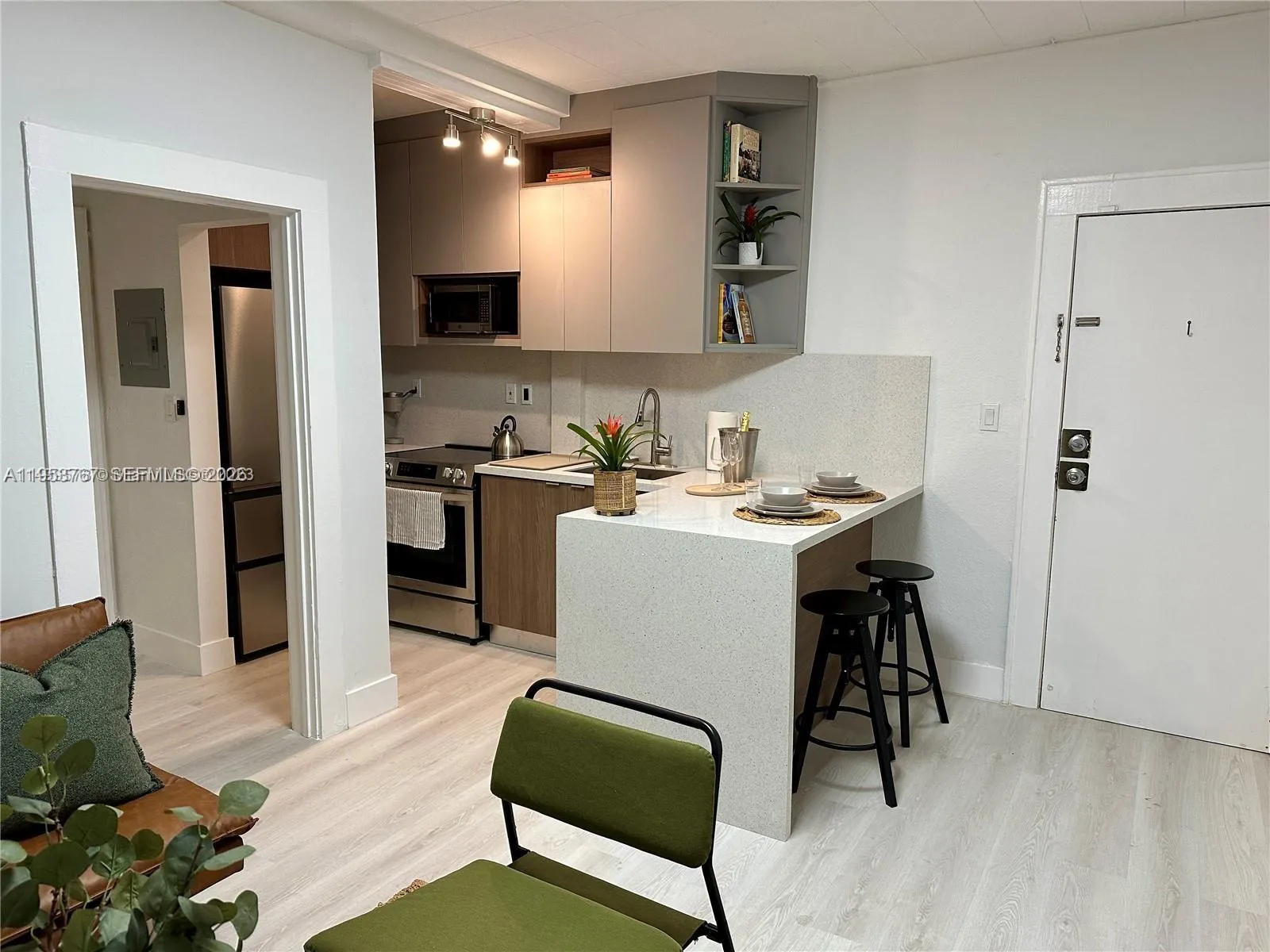 126 Mendoza Ave 2, Coral Gables, Florida 33134, Coral Gables, Florida 33134, 1 Bedroom Bedrooms, ,1 BathroomBathrooms,Residential,For Sale,126 Mendoza Ave 2, Coral Gables, Florida 33134,A11953767