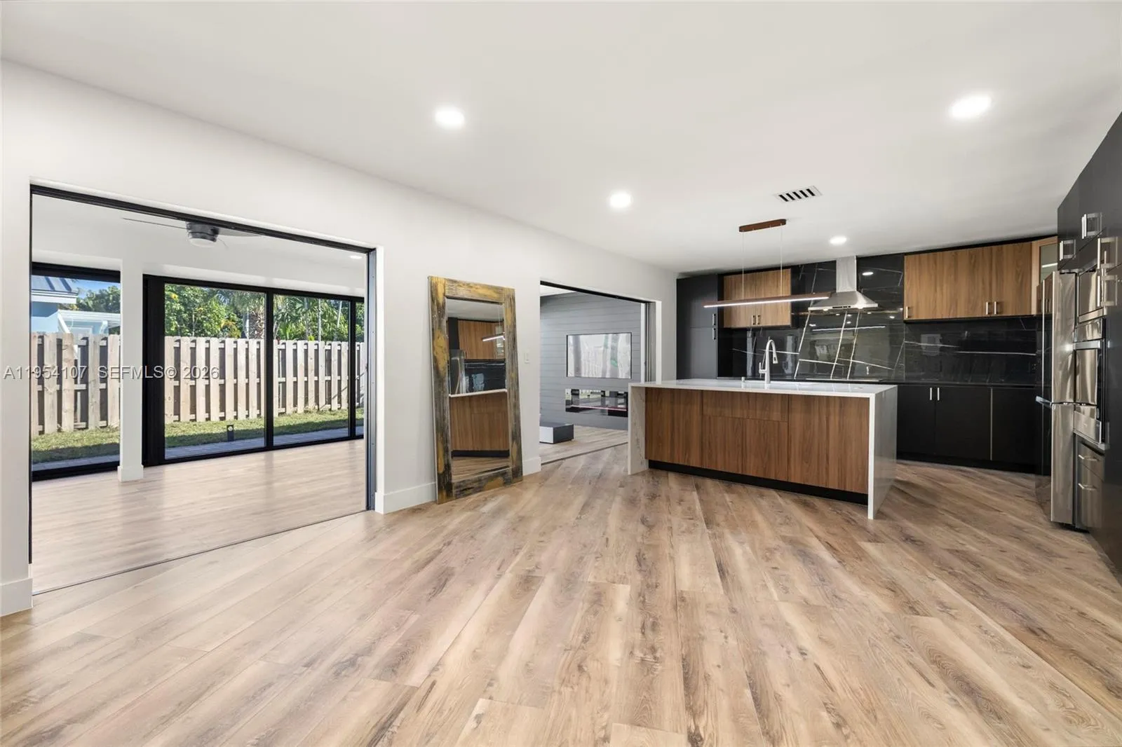 3910 Ne 27th Ter, Lighthouse Point, Florida 33064, Lighthouse Point, Florida 33064, 4 Bedrooms Bedrooms, ,3 BathroomsBathrooms,Residential,For Sale,3910 Ne 27th Ter, Lighthouse Point, Florida 33064,A11954107