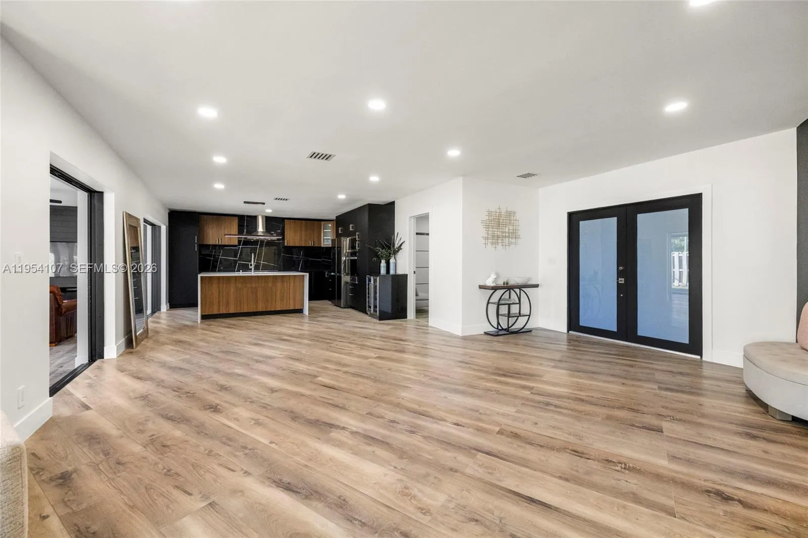3910 Ne 27th Ter, Lighthouse Point, Florida 33064, Lighthouse Point, Florida 33064, 4 Bedrooms Bedrooms, ,3 BathroomsBathrooms,Residential,For Sale,3910 Ne 27th Ter, Lighthouse Point, Florida 33064,A11954107