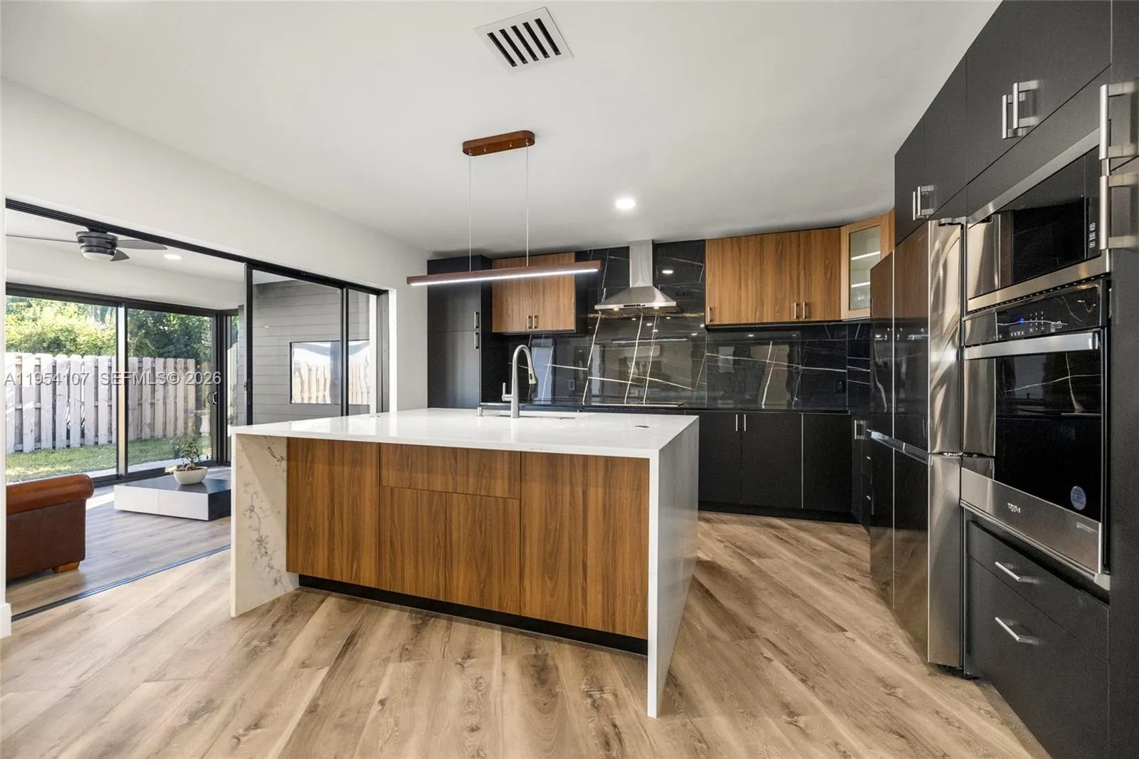 3910 Ne 27th Ter, Lighthouse Point, Florida 33064, Lighthouse Point, Florida 33064, 4 Bedrooms Bedrooms, ,3 BathroomsBathrooms,Residential,For Sale,3910 Ne 27th Ter, Lighthouse Point, Florida 33064,A11954107