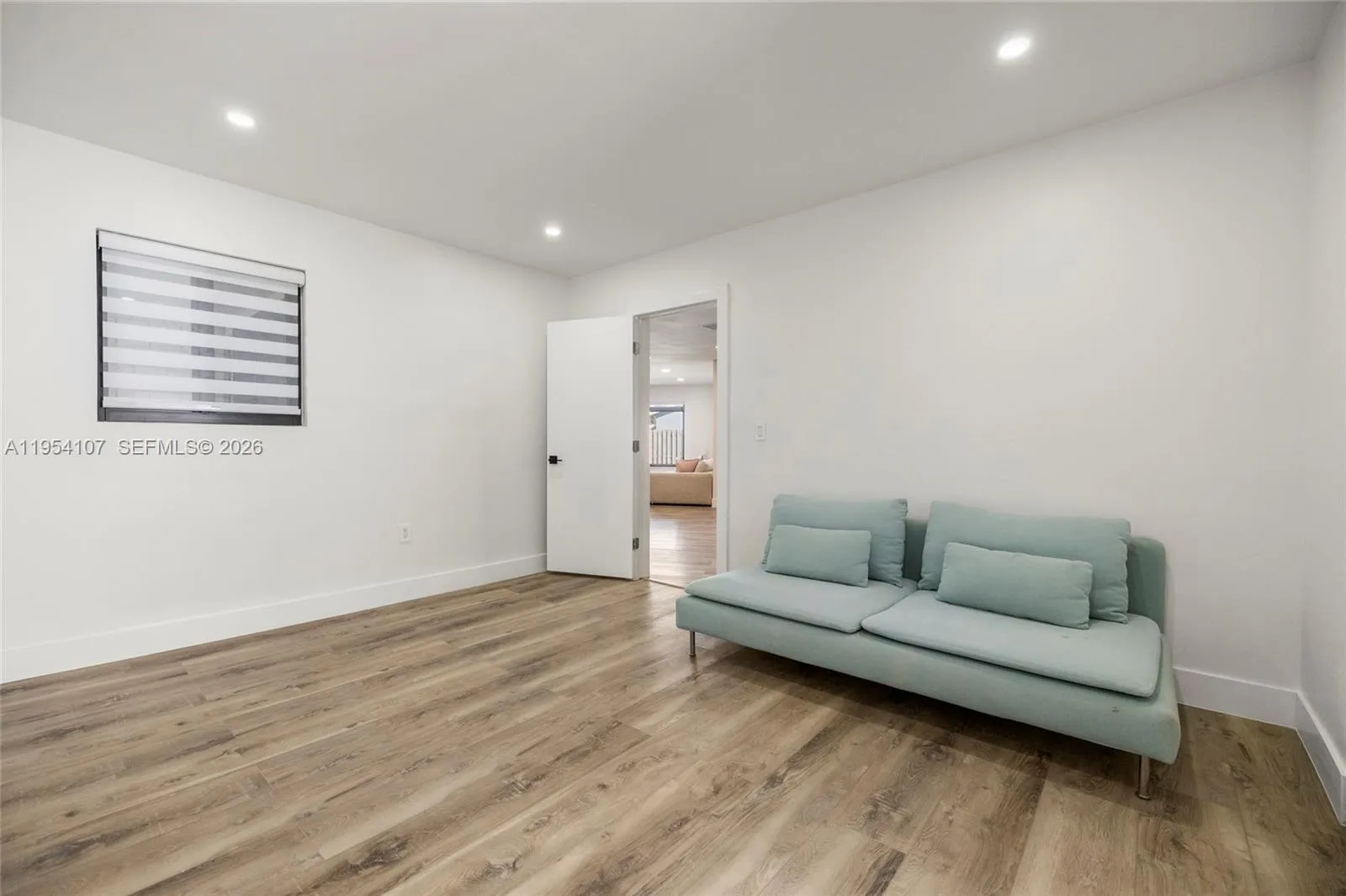 3910 Ne 27th Ter, Lighthouse Point, Florida 33064, Lighthouse Point, Florida 33064, 4 Bedrooms Bedrooms, ,3 BathroomsBathrooms,Residential,For Sale,3910 Ne 27th Ter, Lighthouse Point, Florida 33064,A11954107