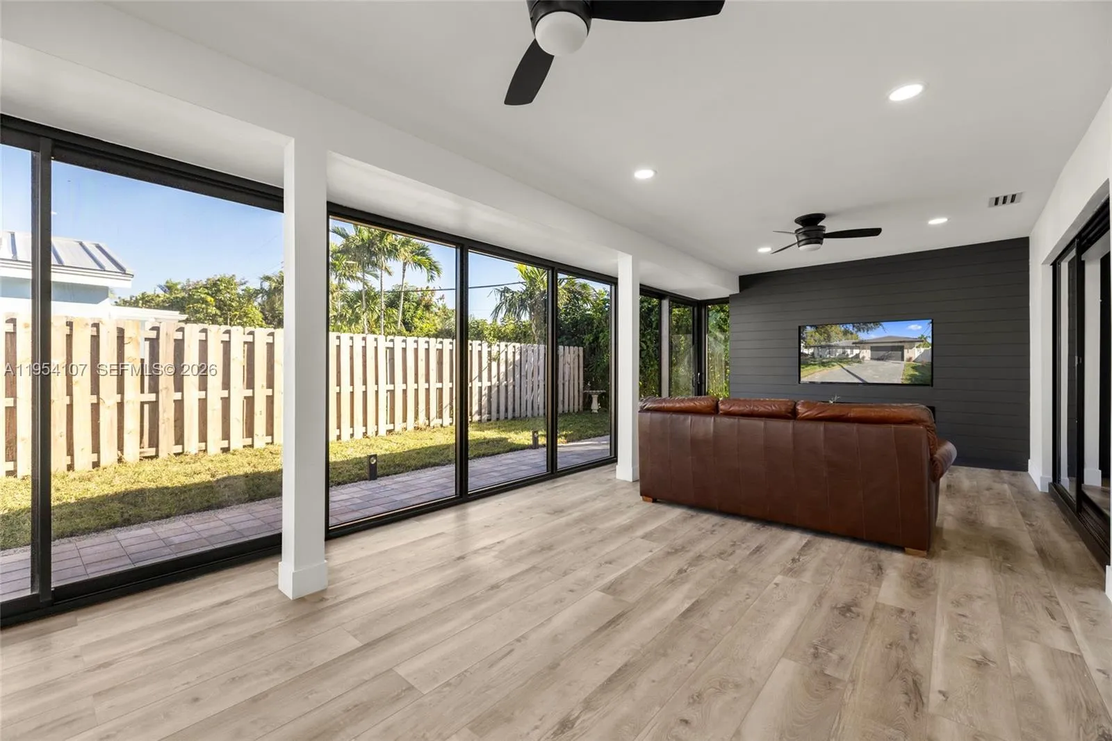 3910 Ne 27th Ter, Lighthouse Point, Florida 33064, Lighthouse Point, Florida 33064, 4 Bedrooms Bedrooms, ,3 BathroomsBathrooms,Residential,For Sale,3910 Ne 27th Ter, Lighthouse Point, Florida 33064,A11954107