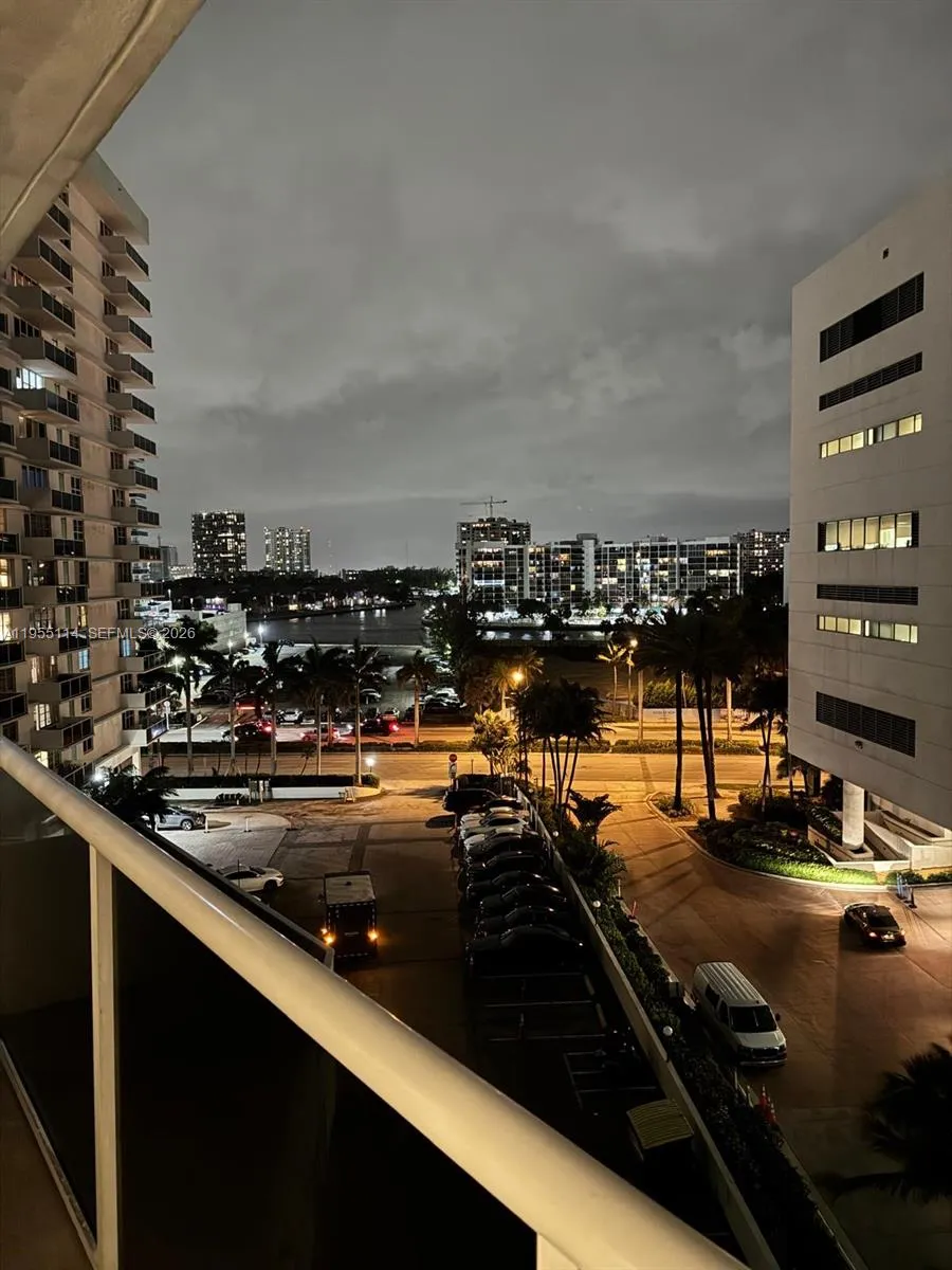 3725 S Ocean Dr 715, Hollywood, Florida 33019, Hollywood, Florida 33019, 2 Bedrooms Bedrooms, ,1 BathroomBathrooms,Residential,For Sale,3725 S Ocean Dr 715, Hollywood, Florida 33019,A11955114