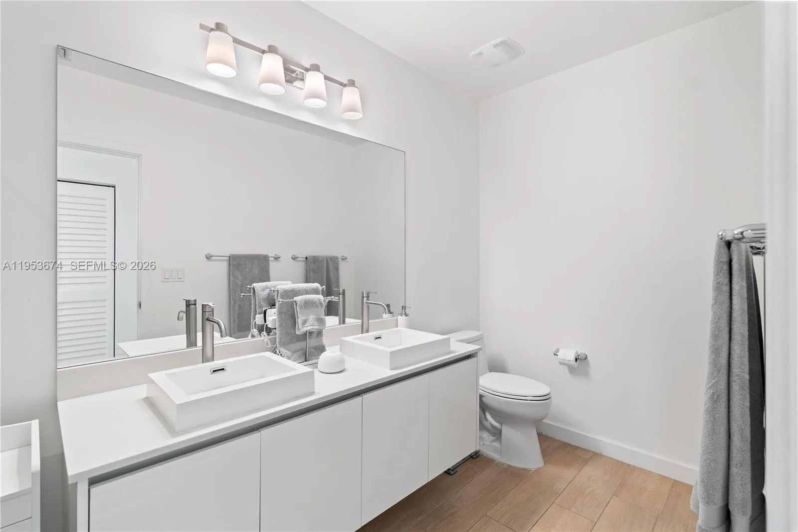 1600 Sw 1st Ave 807, Miami, Florida 33129, Miami, Florida 33129, 2 Bedrooms Bedrooms, ,2 BathroomsBathrooms,Residential Lease,For Rent,1600 Sw 1st Ave 807, Miami, Florida 33129,A11953674