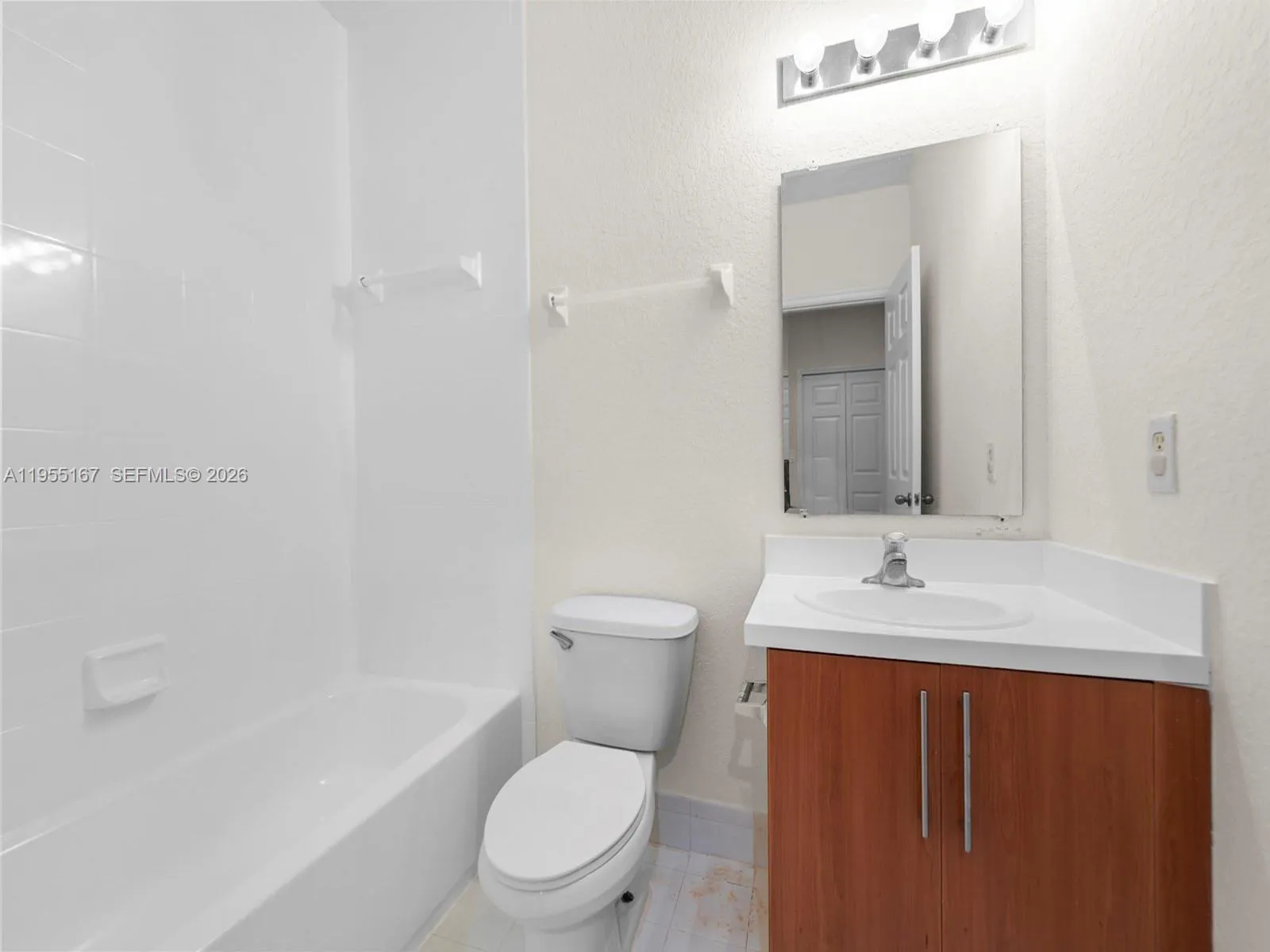 2534 Se 15th Ct, Homestead, Florida 33035, Homestead, Florida 33035, 4 Bedrooms Bedrooms, ,2 BathroomsBathrooms,Residential,For Sale,2534 Se 15th Ct, Homestead, Florida 33035,A11955167