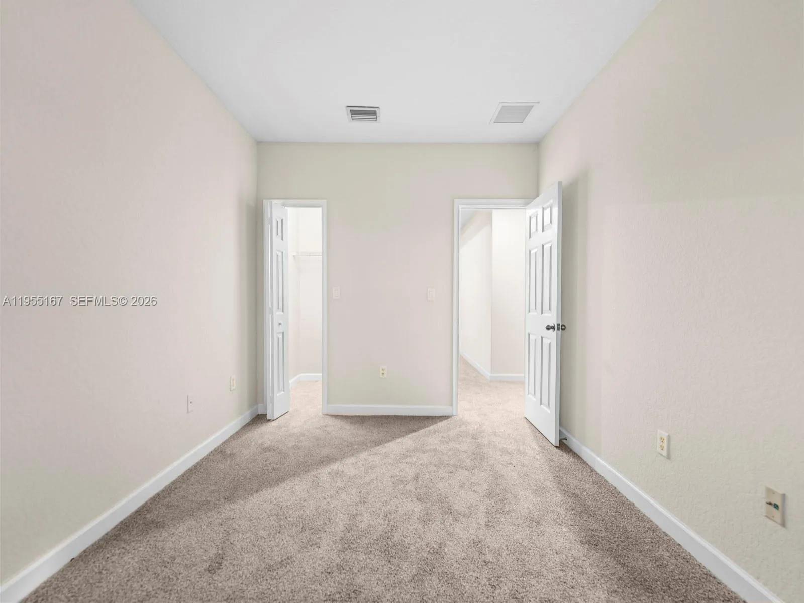 2534 Se 15th Ct, Homestead, Florida 33035, Homestead, Florida 33035, 4 Bedrooms Bedrooms, ,2 BathroomsBathrooms,Residential,For Sale,2534 Se 15th Ct, Homestead, Florida 33035,A11955167