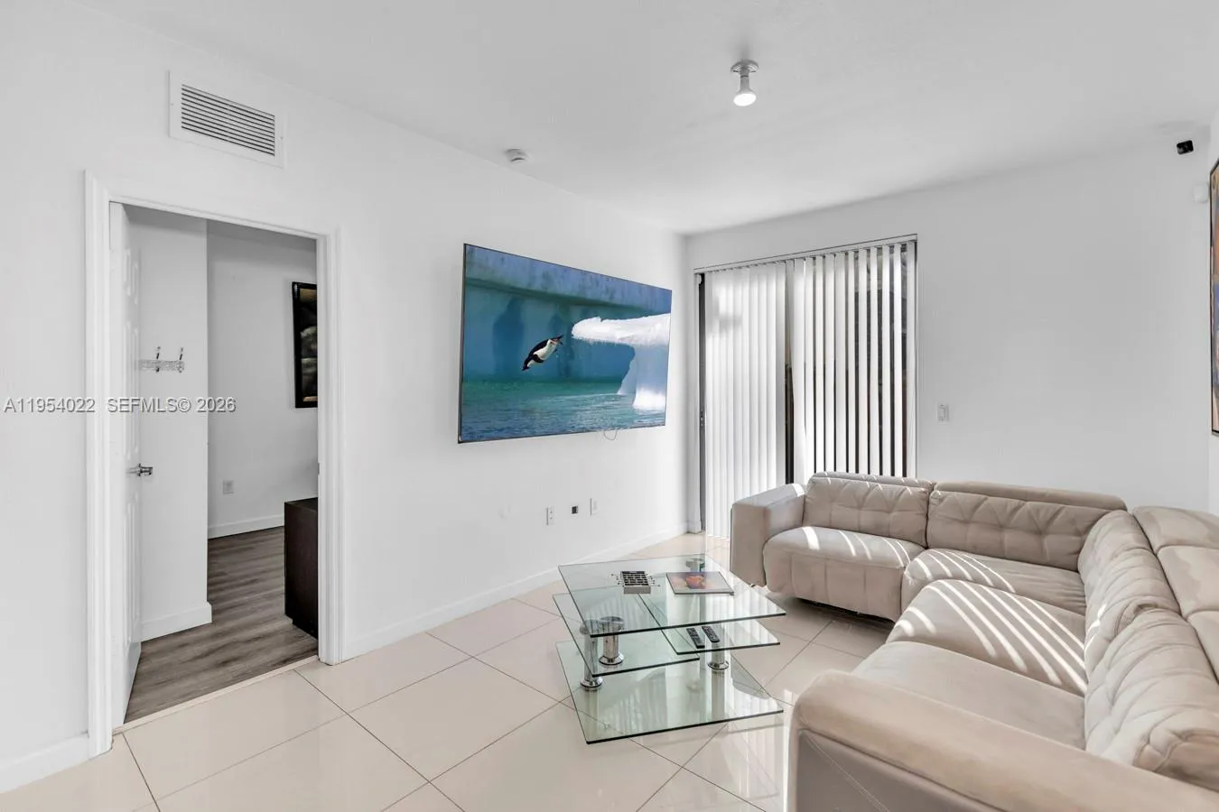 9860 Nw 88th St, Doral, Florida 33178, Doral, Florida 33178, 4 Bedrooms Bedrooms, ,3 BathroomsBathrooms,Residential,For Sale,9860 Nw 88th St, Doral, Florida 33178,A11954022