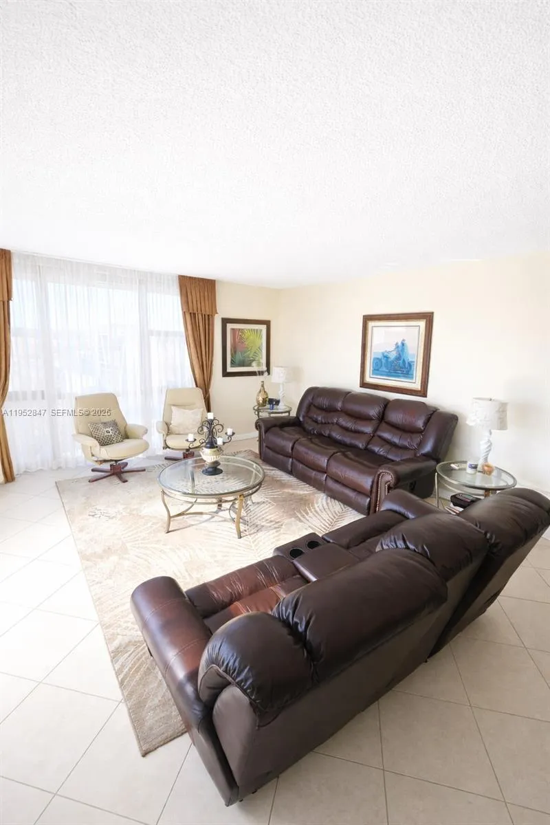 20335 W Country Club Dr 2509, Aventura, Florida 33, Aventura, Florida 33180, 2 Bedrooms Bedrooms, ,2 BathroomsBathrooms,Residential,For Sale,20335 W Country Club Dr 2509, Aventura, Florida 33,A11952847