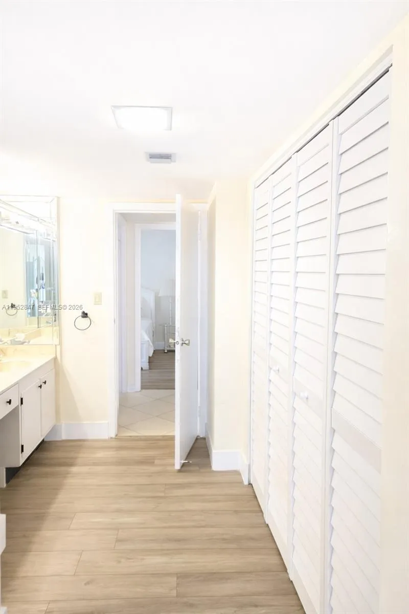 20335 W Country Club Dr 2509, Aventura, Florida 33, Aventura, Florida 33180, 2 Bedrooms Bedrooms, ,2 BathroomsBathrooms,Residential,For Sale,20335 W Country Club Dr 2509, Aventura, Florida 33,A11952847