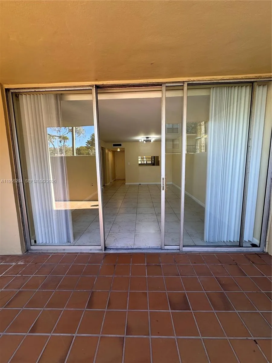 10875 Sw 112th Ave 104, Miami, Florida 33176, Miami, Florida 33176, 2 Bedrooms Bedrooms, ,2 BathroomsBathrooms,Residential Lease,For Rent,10875 Sw 112th Ave 104, Miami, Florida 33176,A11955204