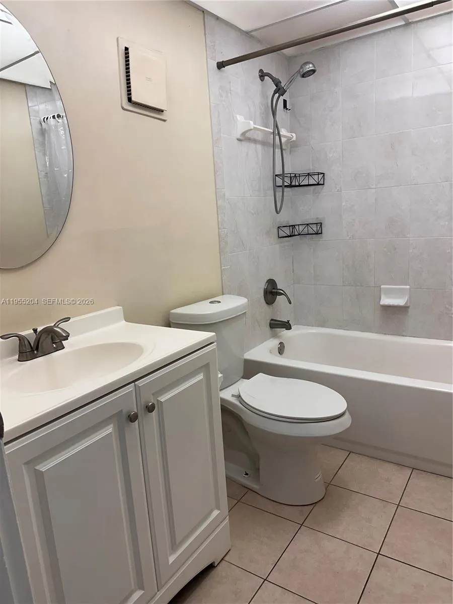 10875 Sw 112th Ave 104, Miami, Florida 33176, Miami, Florida 33176, 2 Bedrooms Bedrooms, ,2 BathroomsBathrooms,Residential Lease,For Rent,10875 Sw 112th Ave 104, Miami, Florida 33176,A11955204