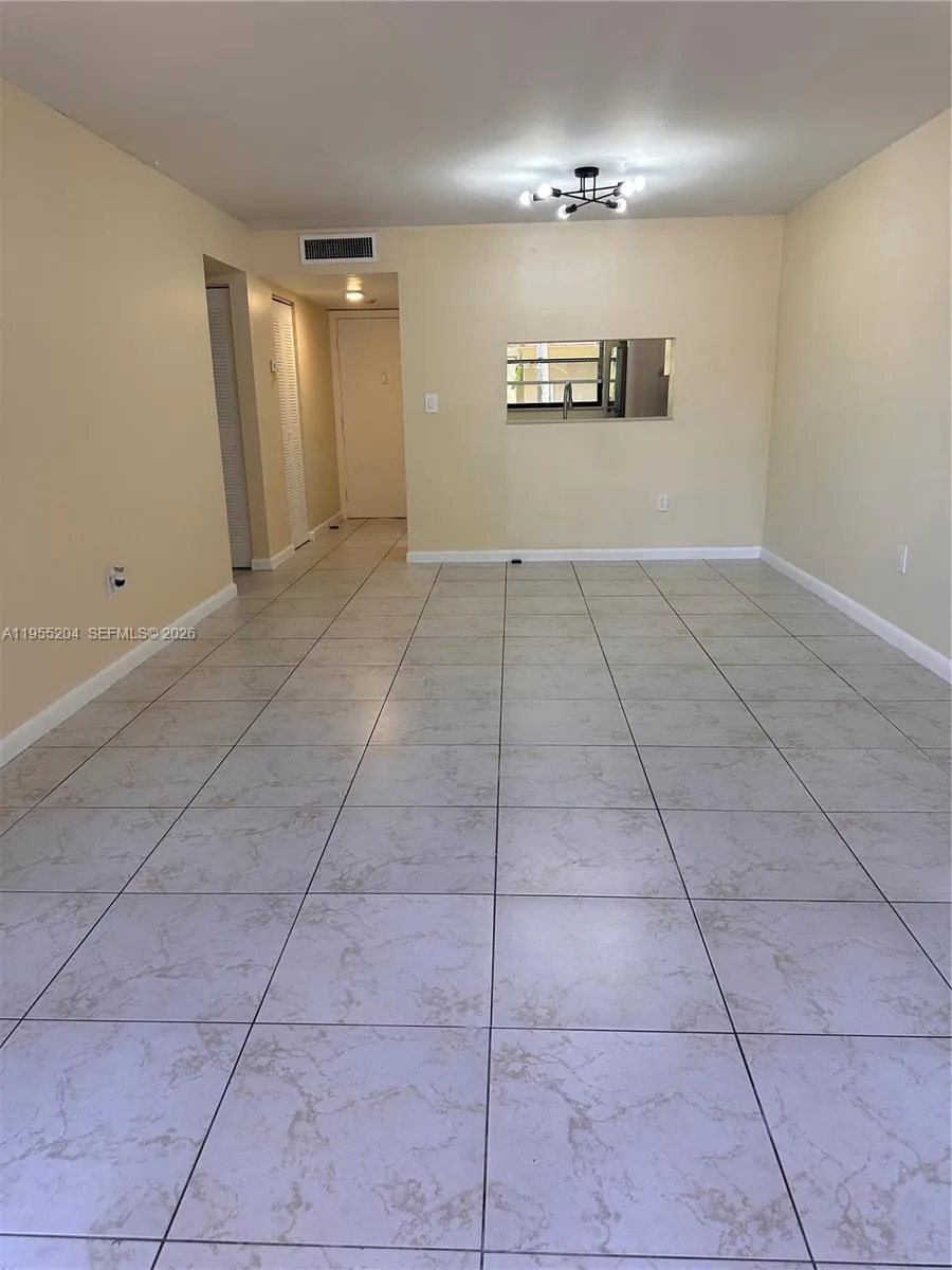 10875 Sw 112th Ave 104, Miami, Florida 33176, Miami, Florida 33176, 2 Bedrooms Bedrooms, ,2 BathroomsBathrooms,Residential Lease,For Rent,10875 Sw 112th Ave 104, Miami, Florida 33176,A11955204