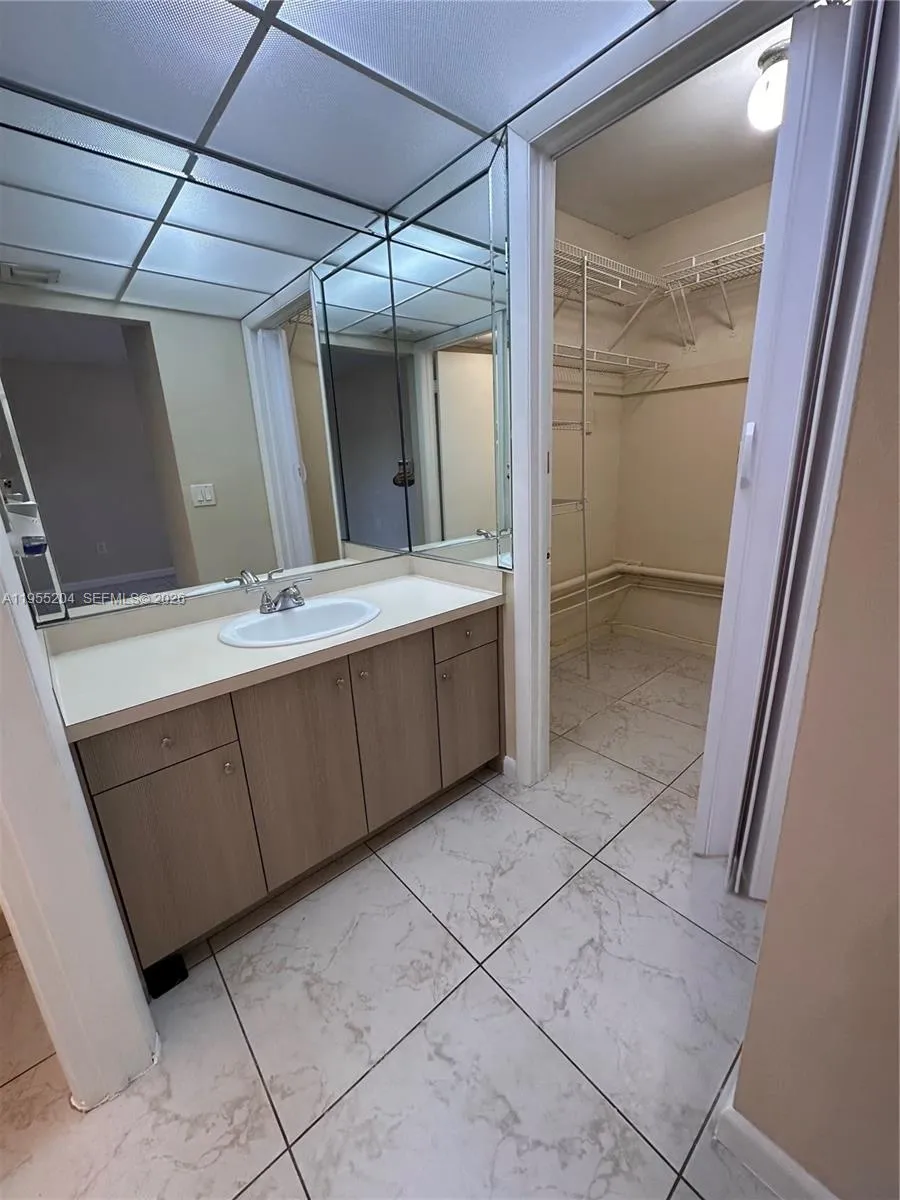 10875 Sw 112th Ave 104, Miami, Florida 33176, Miami, Florida 33176, 2 Bedrooms Bedrooms, ,2 BathroomsBathrooms,Residential Lease,For Rent,10875 Sw 112th Ave 104, Miami, Florida 33176,A11955204