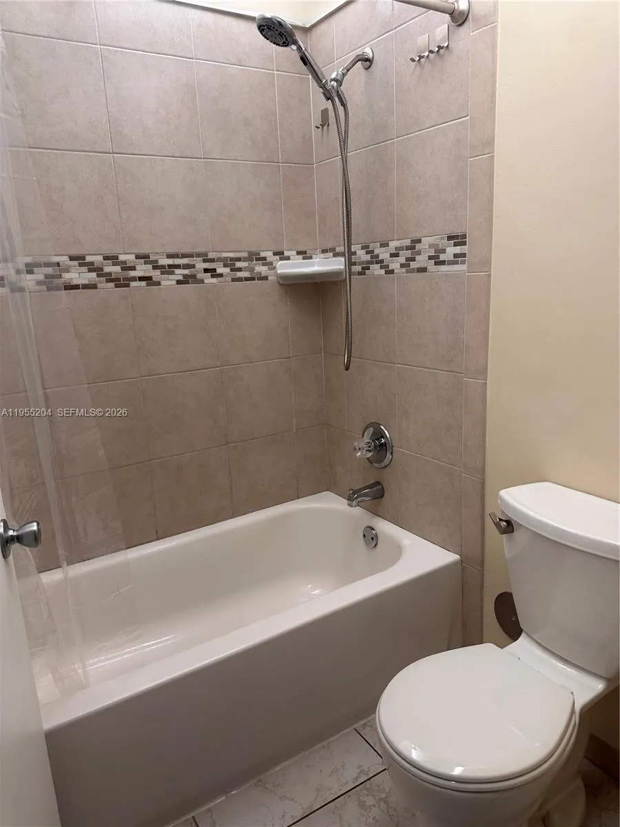 10875 Sw 112th Ave 104, Miami, Florida 33176, Miami, Florida 33176, 2 Bedrooms Bedrooms, ,2 BathroomsBathrooms,Residential Lease,For Rent,10875 Sw 112th Ave 104, Miami, Florida 33176,A11955204