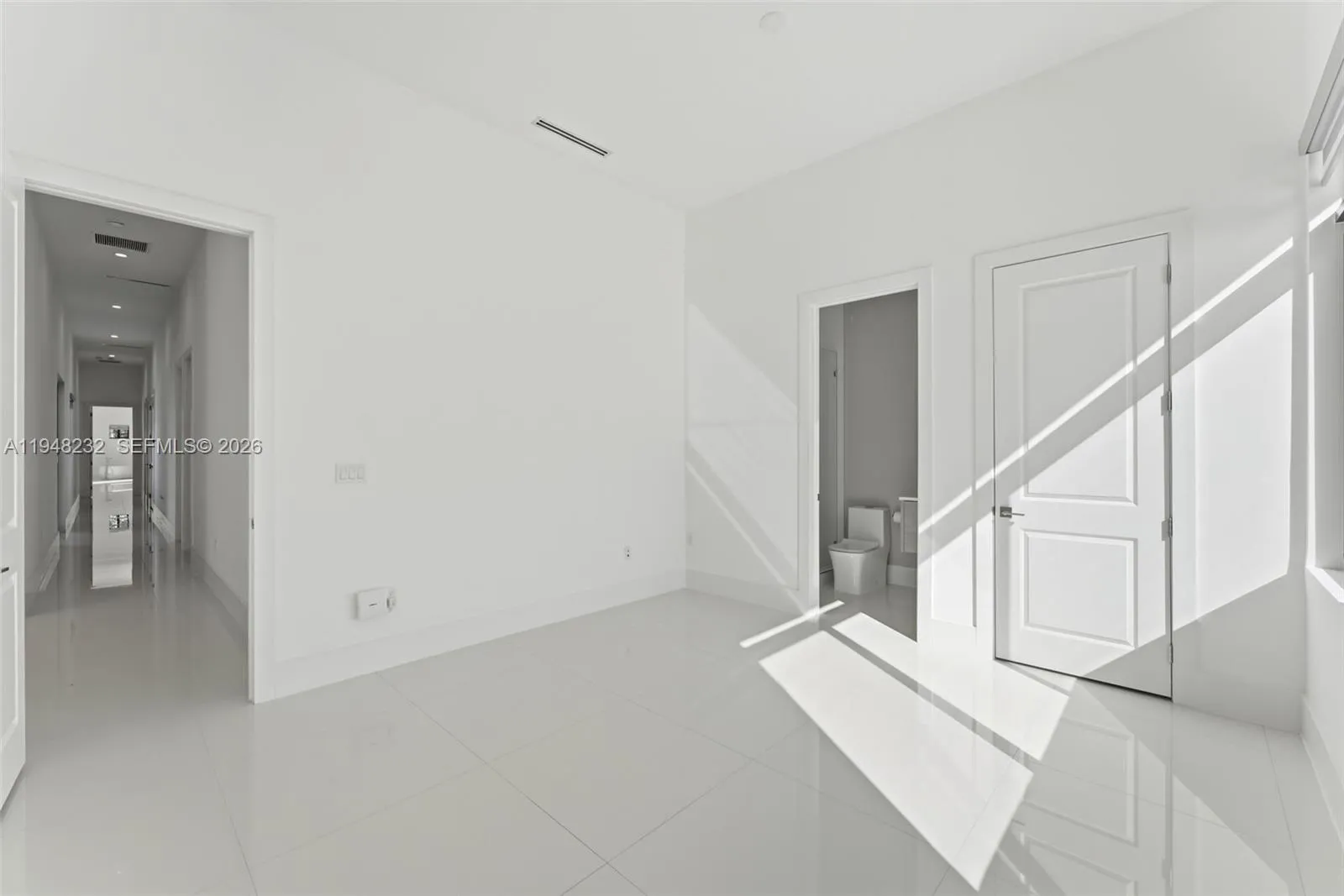 10005 Sw 66th St, Miami, Florida 33173, Miami, Florida 33173, 6 Bedrooms Bedrooms, ,7 BathroomsBathrooms,Residential,For Sale,10005 Sw 66th St, Miami, Florida 33173,A11948232