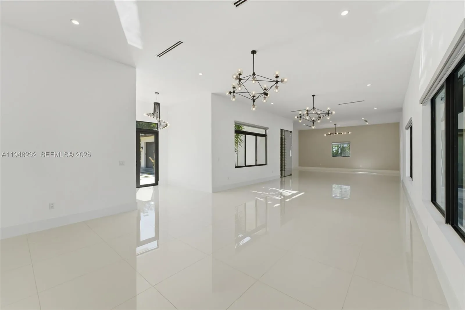 10005 Sw 66th St, Miami, Florida 33173, Miami, Florida 33173, 6 Bedrooms Bedrooms, ,7 BathroomsBathrooms,Residential,For Sale,10005 Sw 66th St, Miami, Florida 33173,A11948232