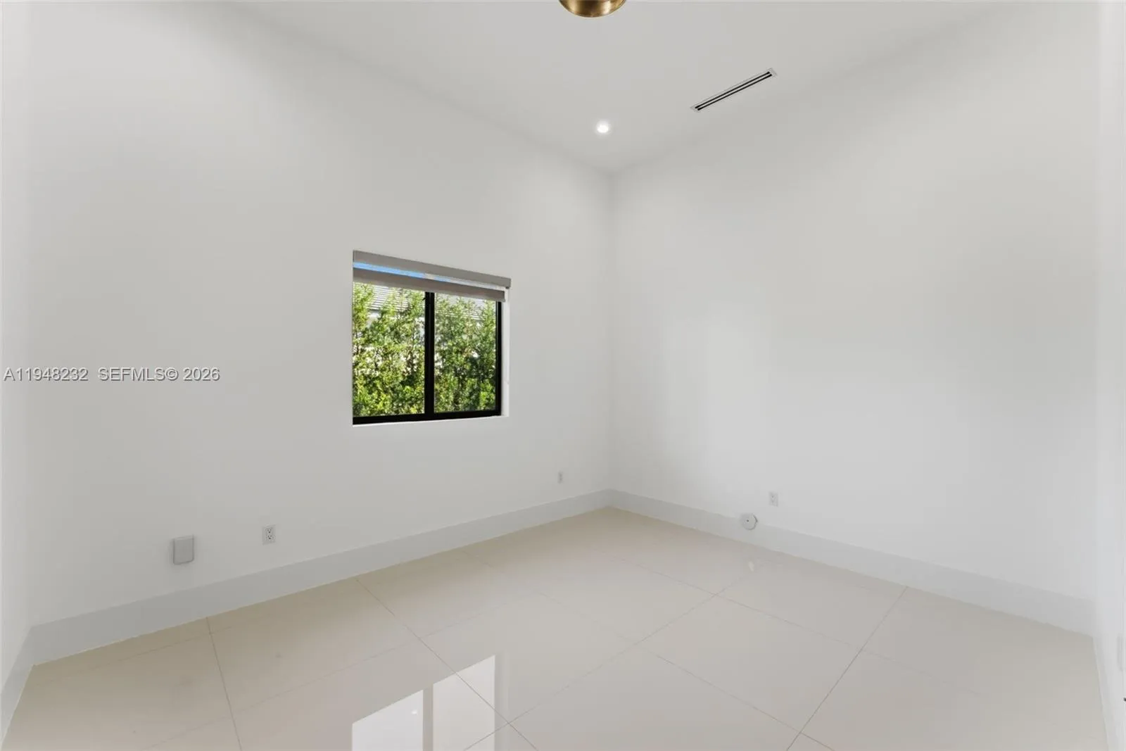 10005 Sw 66th St, Miami, Florida 33173, Miami, Florida 33173, 6 Bedrooms Bedrooms, ,7 BathroomsBathrooms,Residential,For Sale,10005 Sw 66th St, Miami, Florida 33173,A11948232