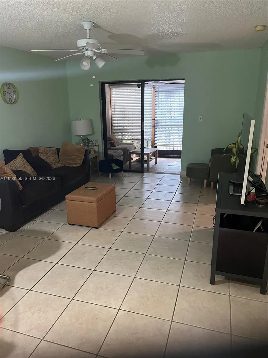 13942 Ne 4th Ave B B, Miami, Florida 33161, Miami, Florida 33161, 2 Bedrooms Bedrooms, ,2 BathroomsBathrooms,Residential,For Sale,13942 Ne 4th Ave B B, Miami, Florida 33161,A11953856