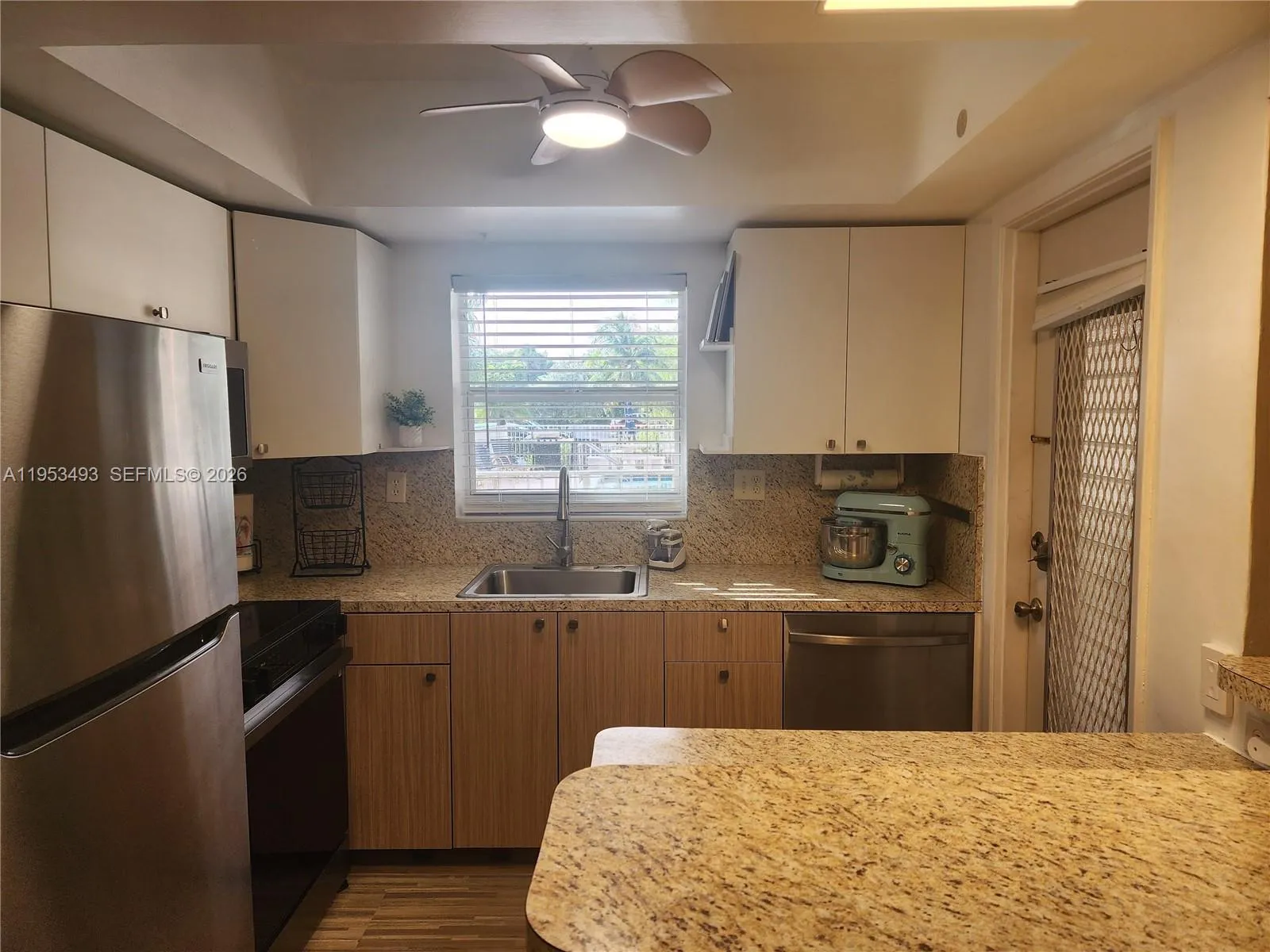 100 Se 6th Ave 107, Pompano Beach, Florida 33060, Pompano Beach, Florida 33060, 2 Bedrooms Bedrooms, ,2 BathroomsBathrooms,Residential Lease,For Rent,100 Se 6th Ave 107, Pompano Beach, Florida 33060,A11953493