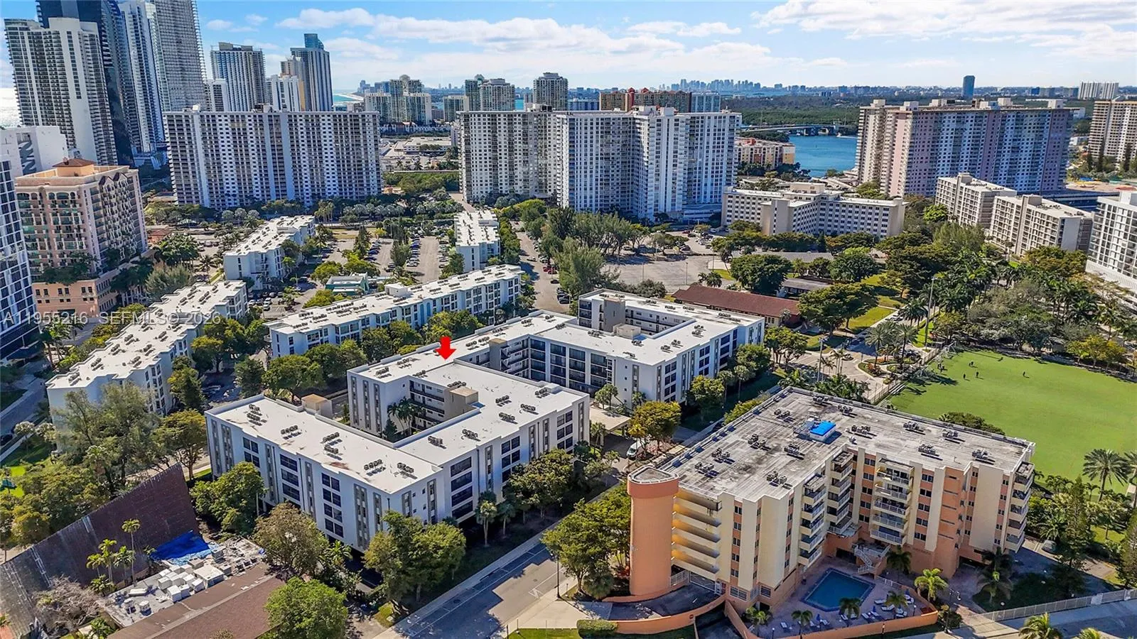 201 178th Dr 308, Sunny Isles Beach, Florida 33160, Sunny Isles Beach, Florida 33160, 1 Bedroom Bedrooms, ,1 BathroomBathrooms,Residential,For Sale,201 178th Dr 308, Sunny Isles Beach, Florida 33160,A11955216