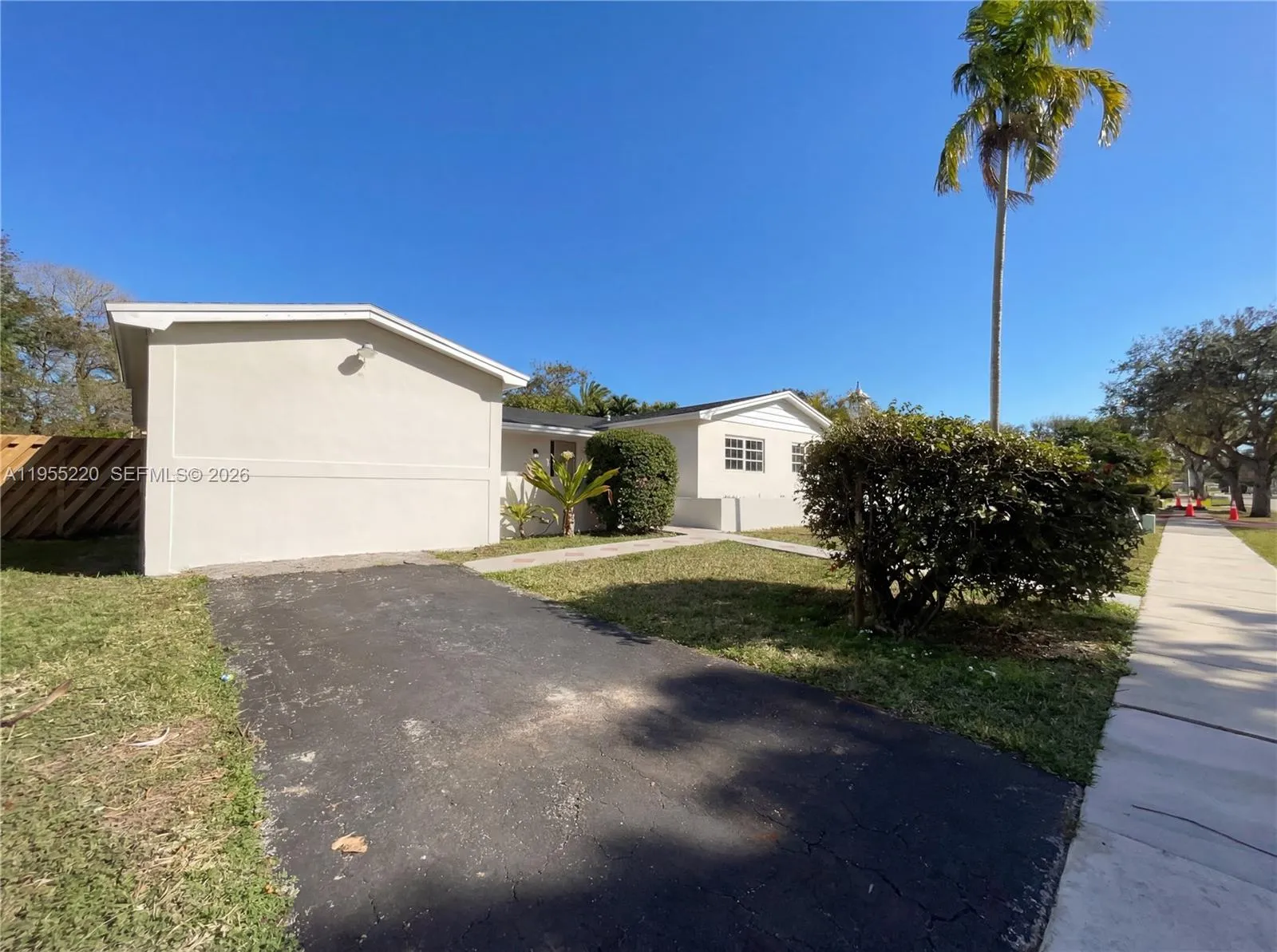 10001 Sw 99th Ave, Miami, Florida 33176, Miami, Florida 33176, 3 Bedrooms Bedrooms, ,2 BathroomsBathrooms,Residential,For Sale,10001 Sw 99th Ave, Miami, Florida 33176,A11955220