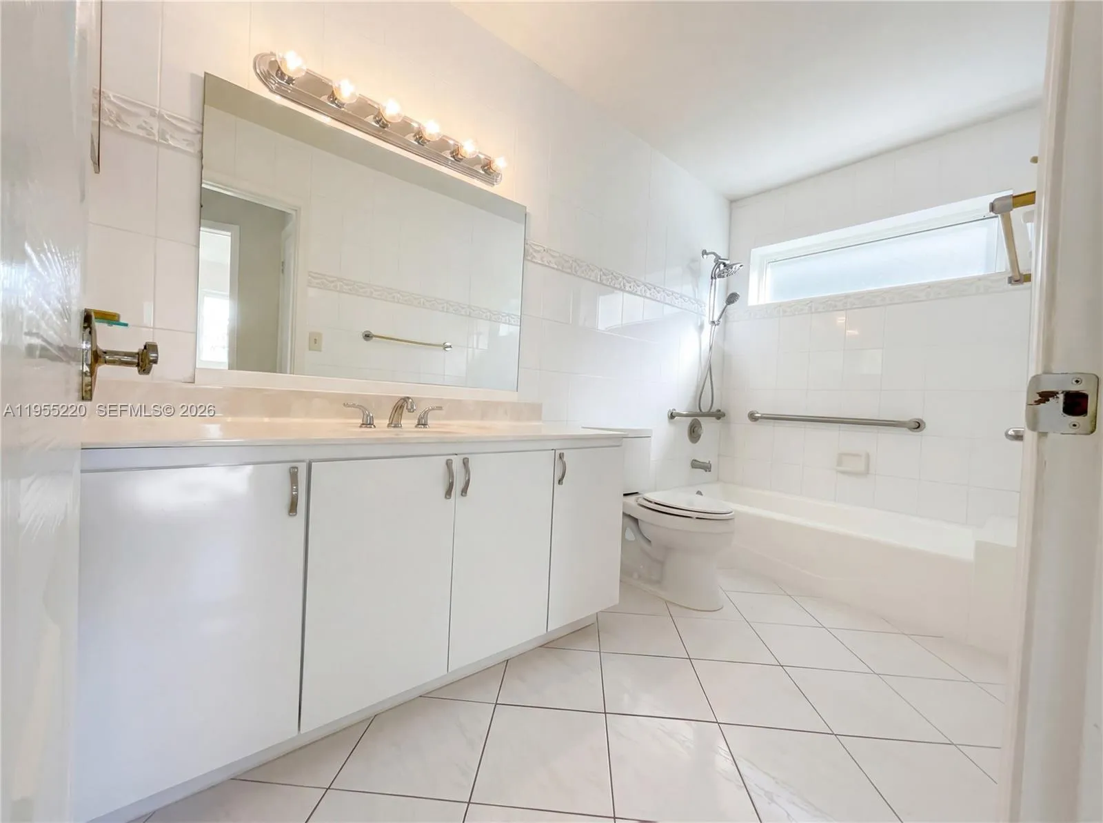 10001 Sw 99th Ave, Miami, Florida 33176, Miami, Florida 33176, 3 Bedrooms Bedrooms, ,2 BathroomsBathrooms,Residential,For Sale,10001 Sw 99th Ave, Miami, Florida 33176,A11955220