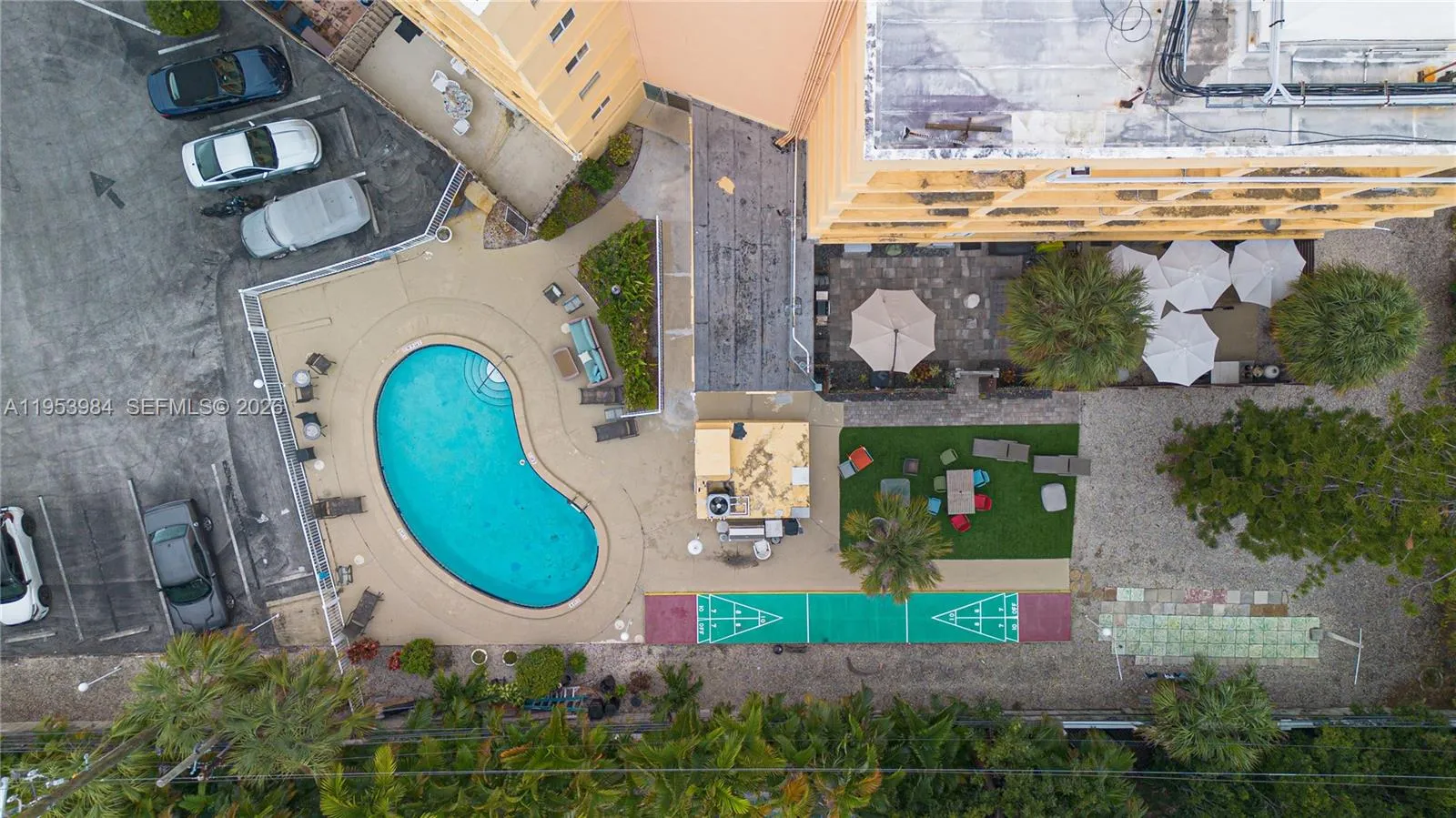 2400 Ne 9th St 201, Fort Lauderdale, Florida 33304, Fort Lauderdale, Florida 33304, 2 Bedrooms Bedrooms, ,1 BathroomBathrooms,Residential,For Sale,2400 Ne 9th St 201, Fort Lauderdale, Florida 33304,A11953984