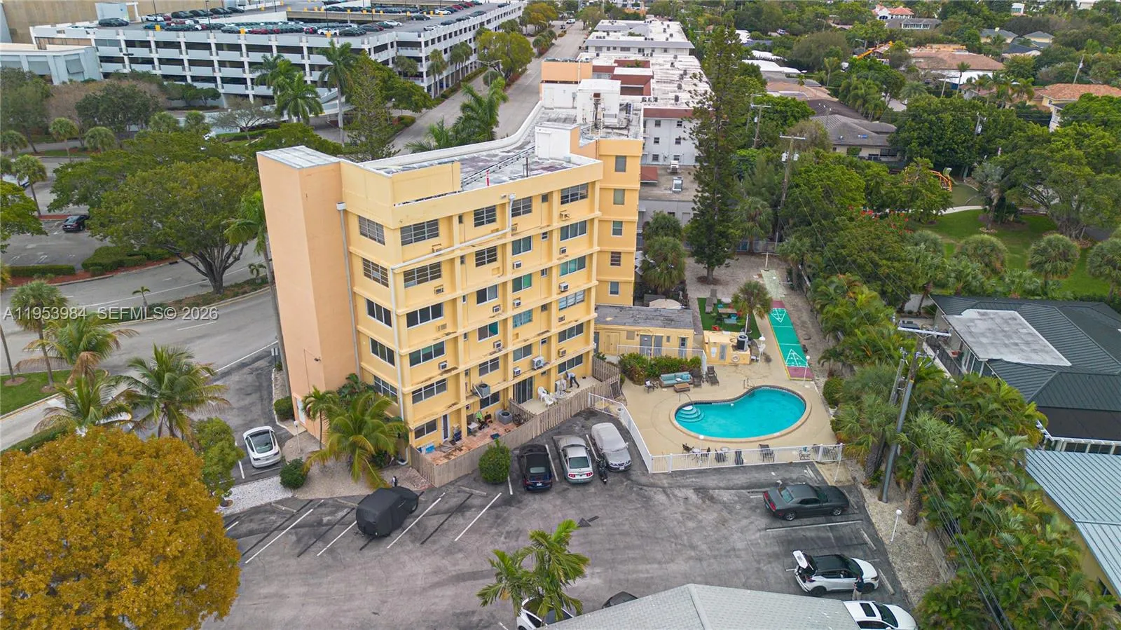 2400 Ne 9th St 201, Fort Lauderdale, Florida 33304, Fort Lauderdale, Florida 33304, 2 Bedrooms Bedrooms, ,1 BathroomBathrooms,Residential,For Sale,2400 Ne 9th St 201, Fort Lauderdale, Florida 33304,A11953984