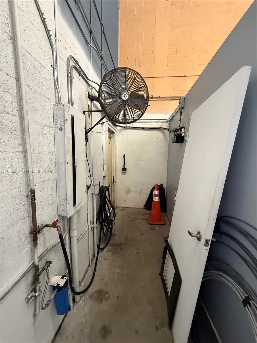 15075 Sw 137th St 6, Miami, Florida 33196, Miami, Florida 33196, ,Commercial Lease,For Rent,15075 Sw 137th St 6, Miami, Florida 33196,A11955331