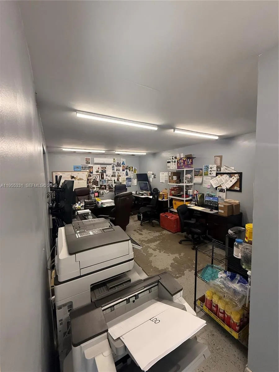 15075 Sw 137th St 6, Miami, Florida 33196, Miami, Florida 33196, ,Commercial Lease,For Rent,15075 Sw 137th St 6, Miami, Florida 33196,A11955331