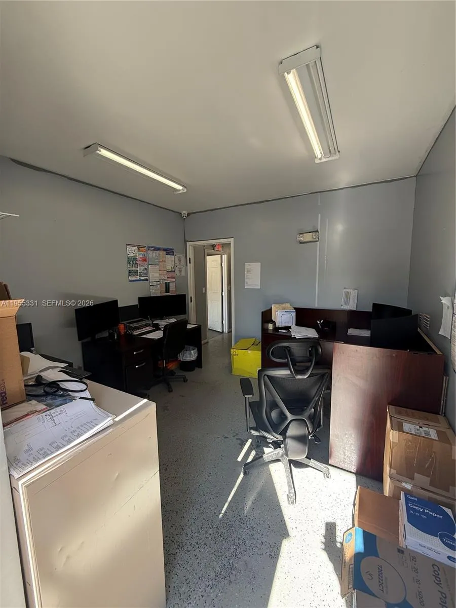 15075 Sw 137th St 6, Miami, Florida 33196, Miami, Florida 33196, ,Commercial Lease,For Rent,15075 Sw 137th St 6, Miami, Florida 33196,A11955331