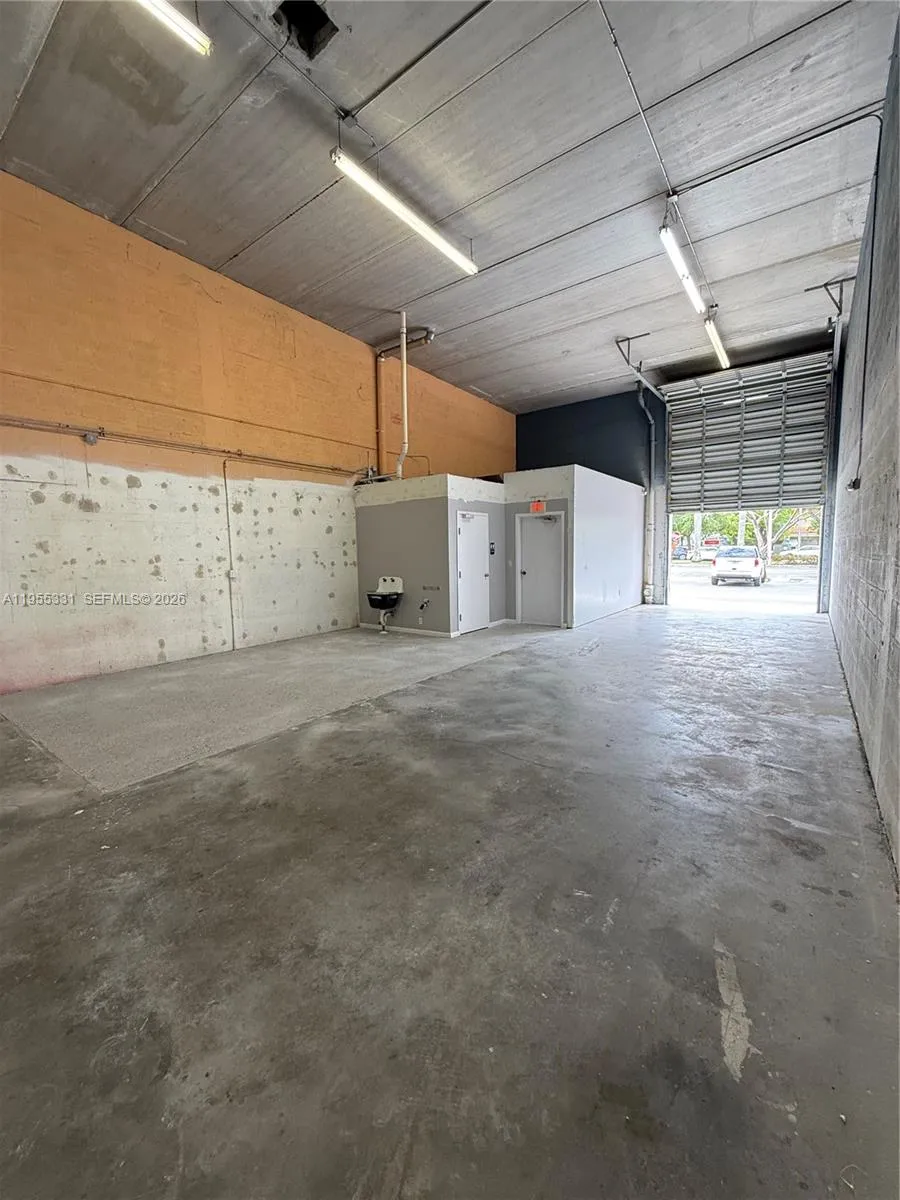 15075 Sw 137th St 6, Miami, Florida 33196, Miami, Florida 33196, ,Commercial Lease,For Rent,15075 Sw 137th St 6, Miami, Florida 33196,A11955331