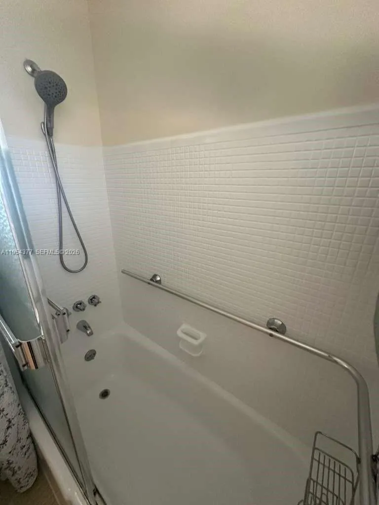 17001 Ne 13th Ave 314, Miami, Florida 33162, Miami, Florida 33162, 1 Bedroom Bedrooms, ,1 BathroomBathrooms,Residential,For Sale,17001 Ne 13th Ave 314, Miami, Florida 33162,A11954377