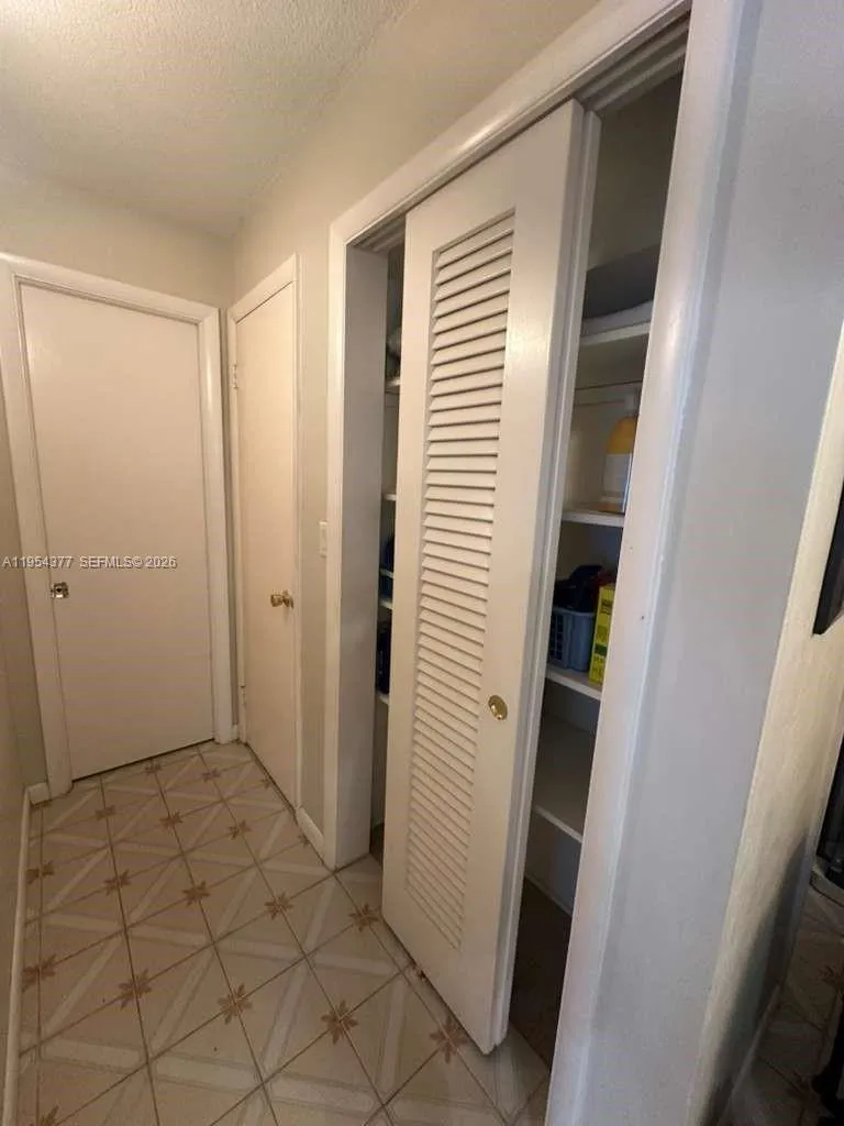 17001 Ne 13th Ave 314, Miami, Florida 33162, Miami, Florida 33162, 1 Bedroom Bedrooms, ,1 BathroomBathrooms,Residential,For Sale,17001 Ne 13th Ave 314, Miami, Florida 33162,A11954377