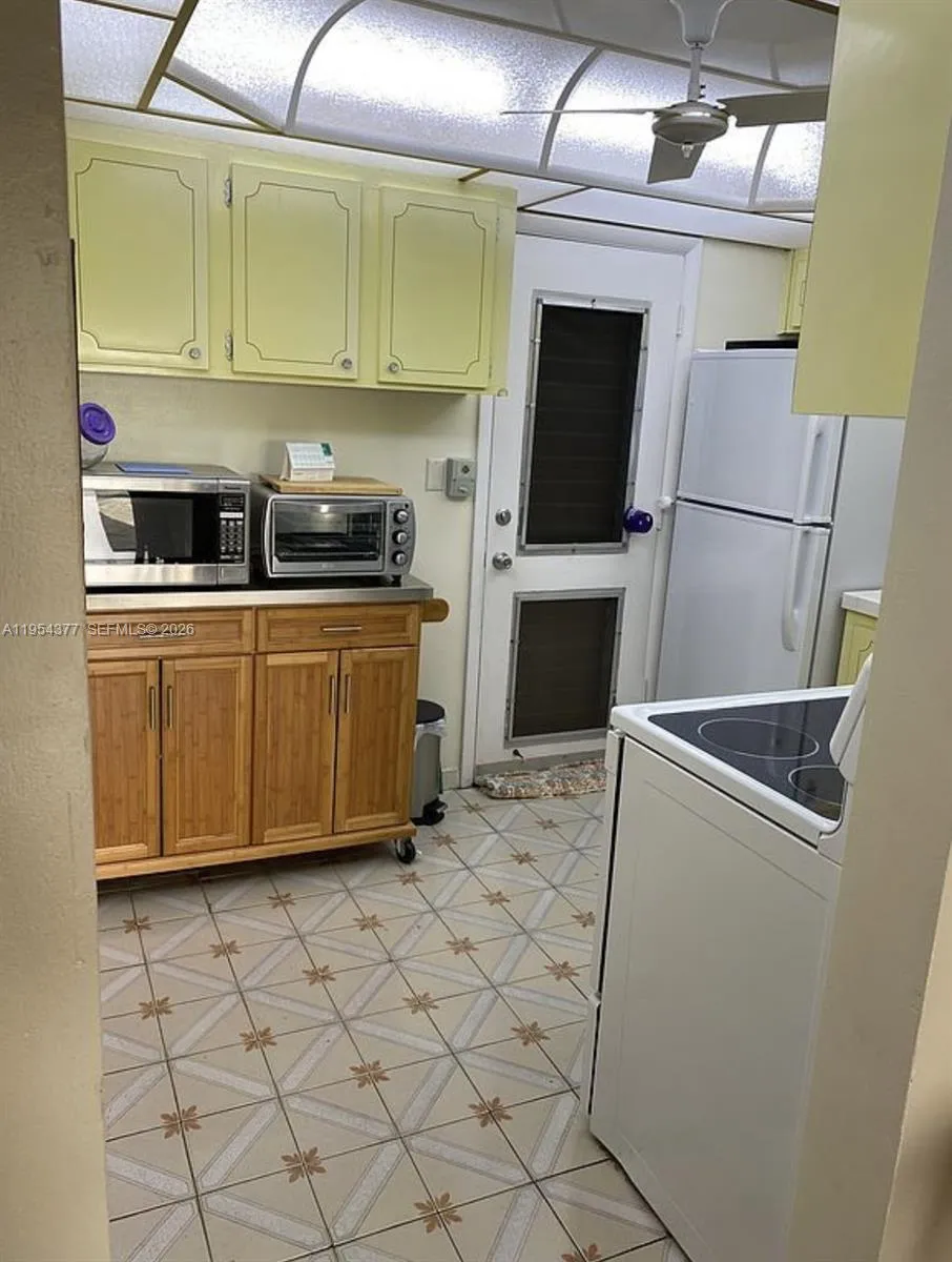 17001 Ne 13th Ave 314, Miami, Florida 33162, Miami, Florida 33162, 1 Bedroom Bedrooms, ,1 BathroomBathrooms,Residential,For Sale,17001 Ne 13th Ave 314, Miami, Florida 33162,A11954377