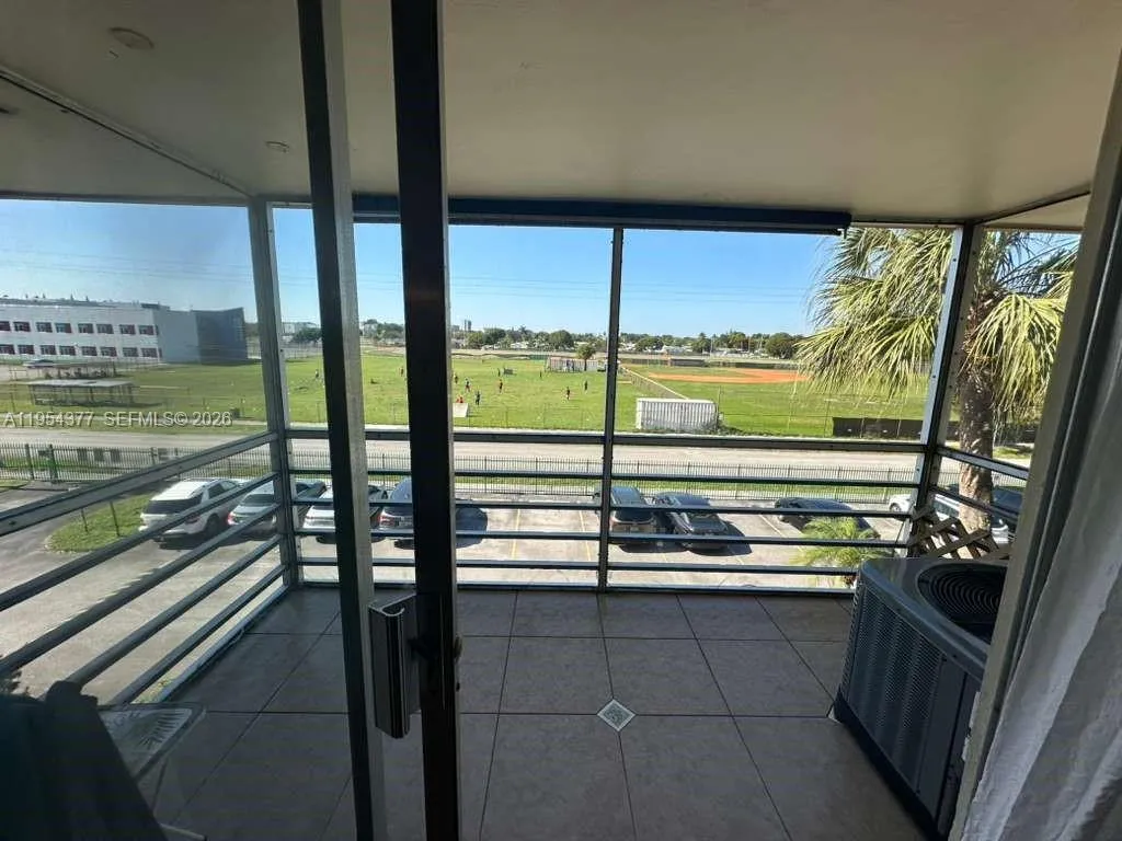 17001 Ne 13th Ave 314, Miami, Florida 33162, Miami, Florida 33162, 1 Bedroom Bedrooms, ,1 BathroomBathrooms,Residential,For Sale,17001 Ne 13th Ave 314, Miami, Florida 33162,A11954377