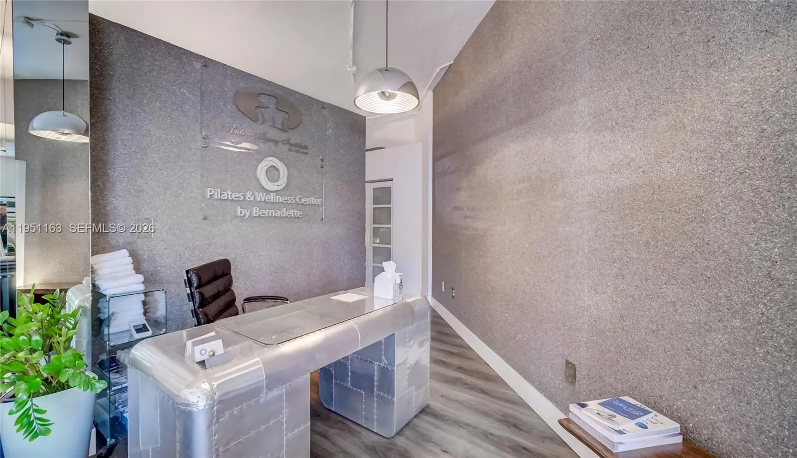 260 Crandon Blvd E18, Key Biscayne, Florida 33149, Key Biscayne, Florida 33149, ,Commercial Sale,For Sale,260 Crandon Blvd E18, Key Biscayne, Florida 33149,A11951163