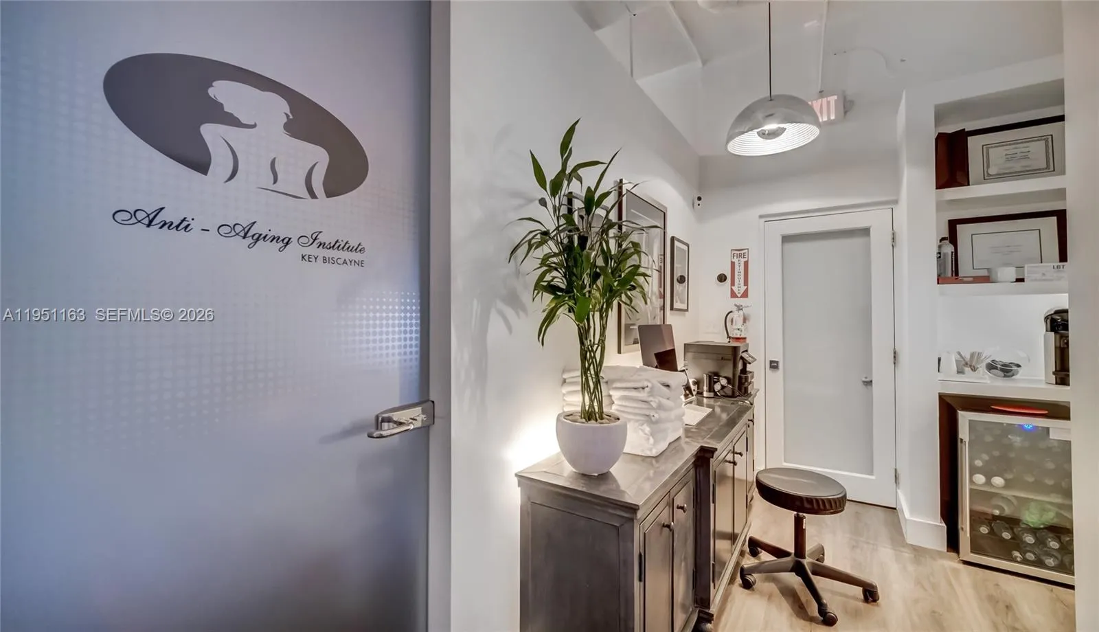 260 Crandon Blvd E18, Key Biscayne, Florida 33149, Key Biscayne, Florida 33149, ,Commercial Sale,For Sale,260 Crandon Blvd E18, Key Biscayne, Florida 33149,A11951163