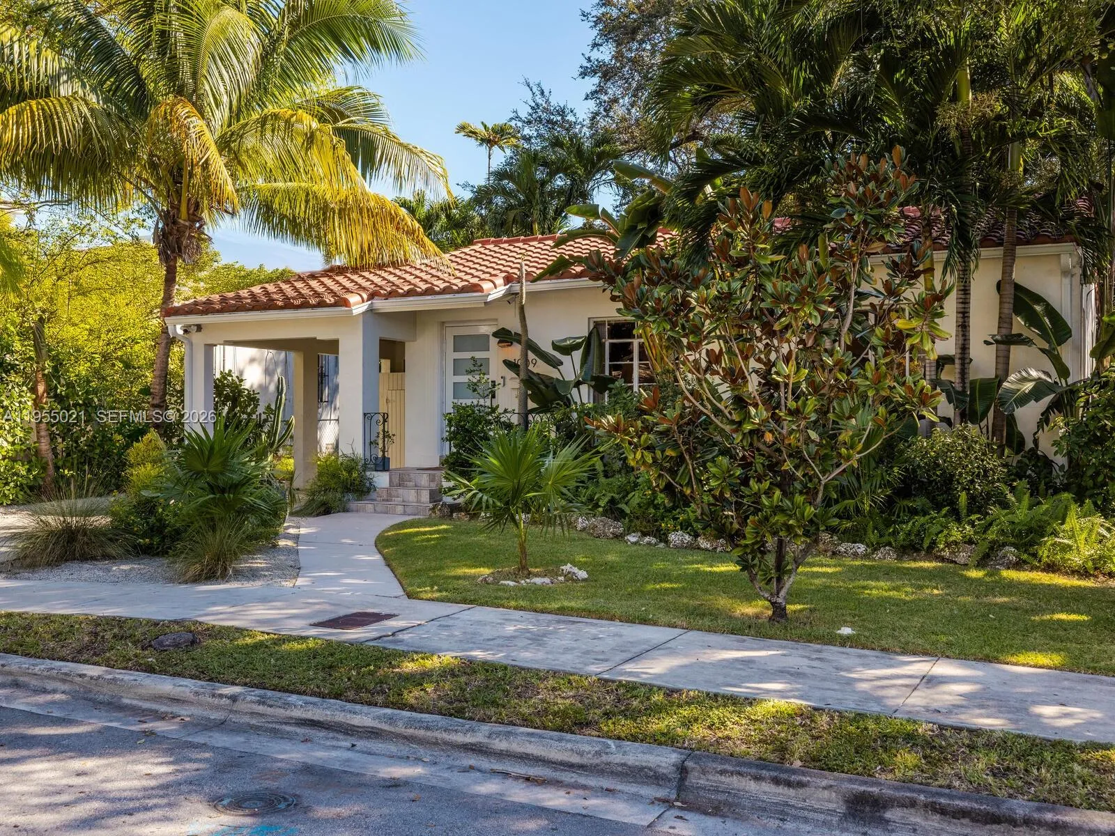 1009 Nw 11th Ct, Miami, Florida 33136, Miami, Florida 33136, 2 Bedrooms Bedrooms, ,1 BathroomBathrooms,Residential,For Sale,1009 Nw 11th Ct, Miami, Florida 33136,A11955021