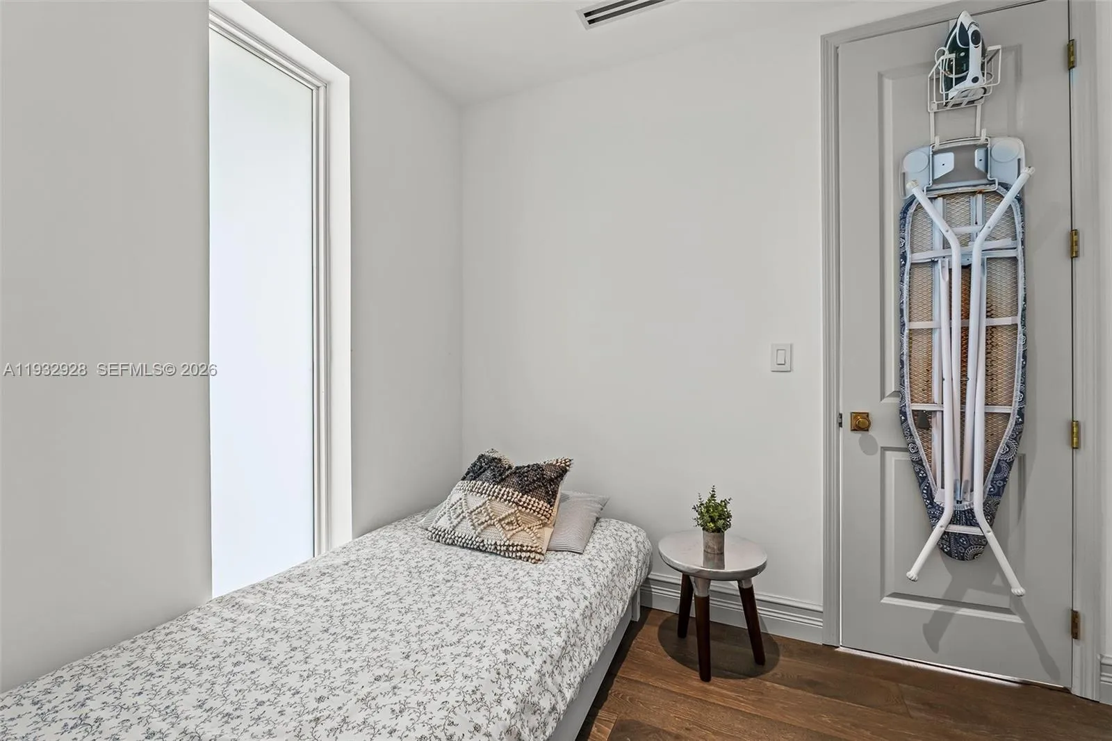 680 Buttonwood Ln, Miami, Florida 33137, Miami, Florida 33137, 5 Bedrooms Bedrooms, ,5 BathroomsBathrooms,Residential,For Sale,680 Buttonwood Ln, Miami, Florida 33137,A11932928