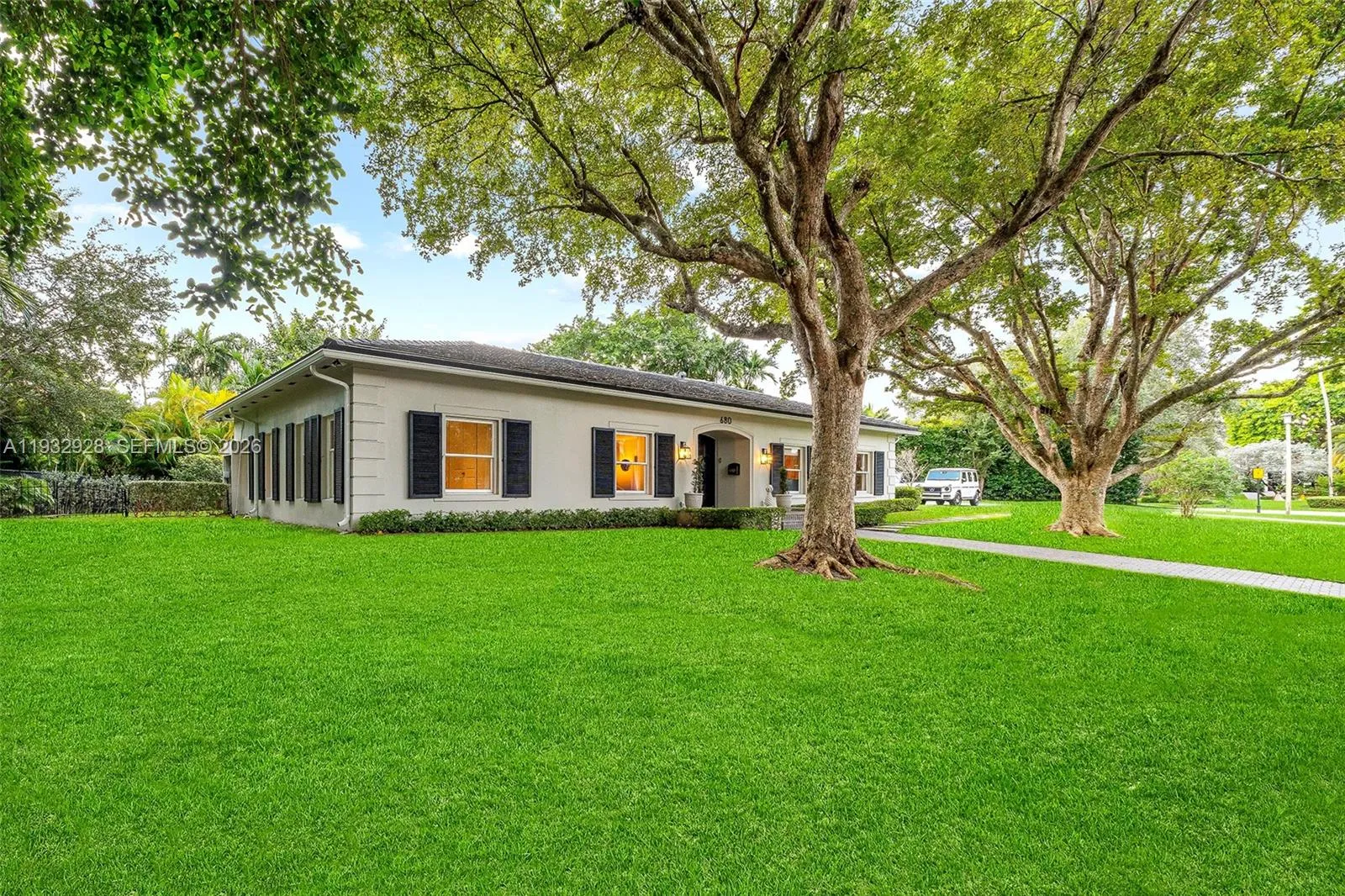 680 Buttonwood Ln, Miami, Florida 33137, Miami, Florida 33137, 5 Bedrooms Bedrooms, ,5 BathroomsBathrooms,Residential,For Sale,680 Buttonwood Ln, Miami, Florida 33137,A11932928