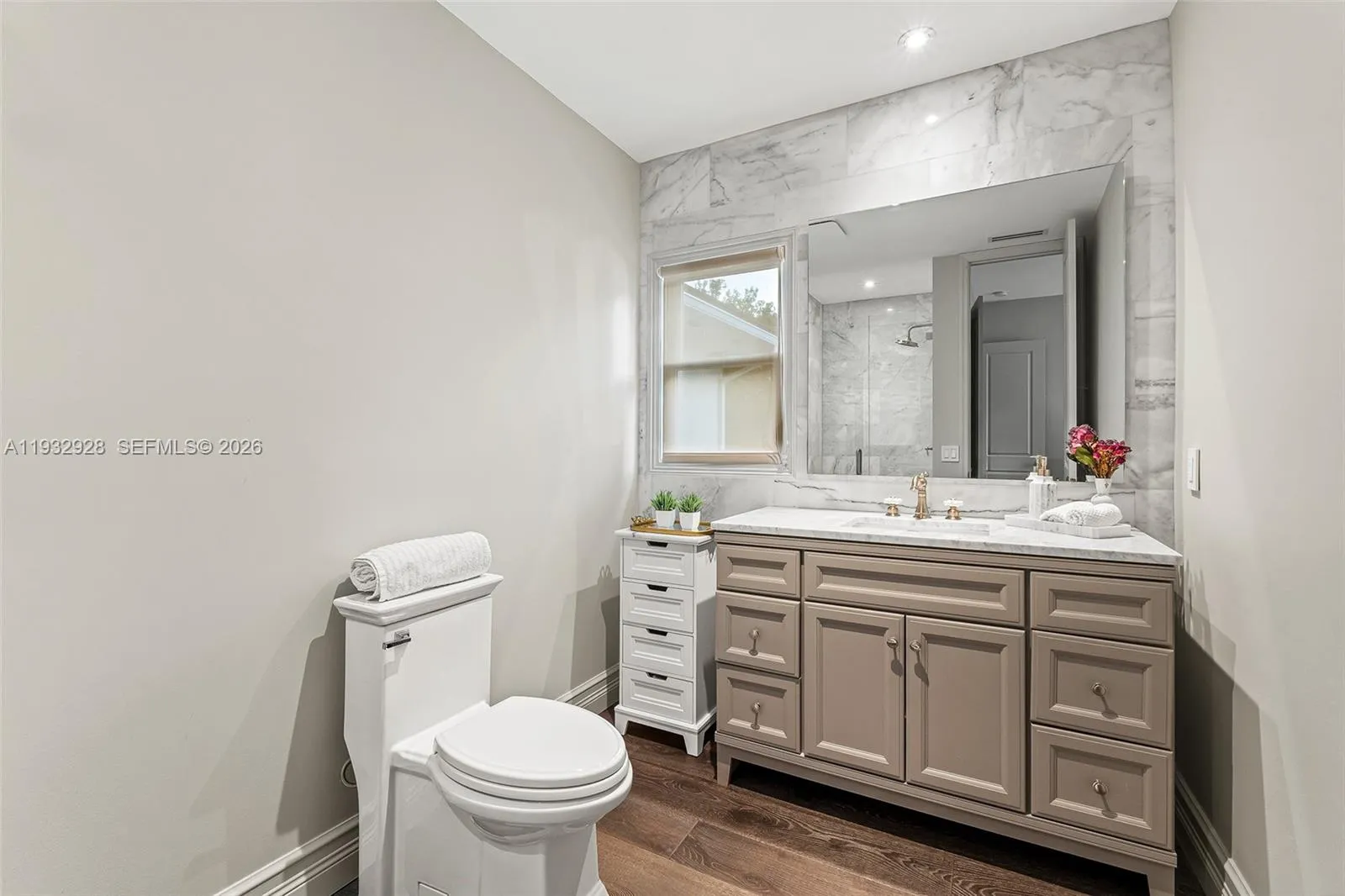 680 Buttonwood Ln, Miami, Florida 33137, Miami, Florida 33137, 5 Bedrooms Bedrooms, ,5 BathroomsBathrooms,Residential,For Sale,680 Buttonwood Ln, Miami, Florida 33137,A11932928