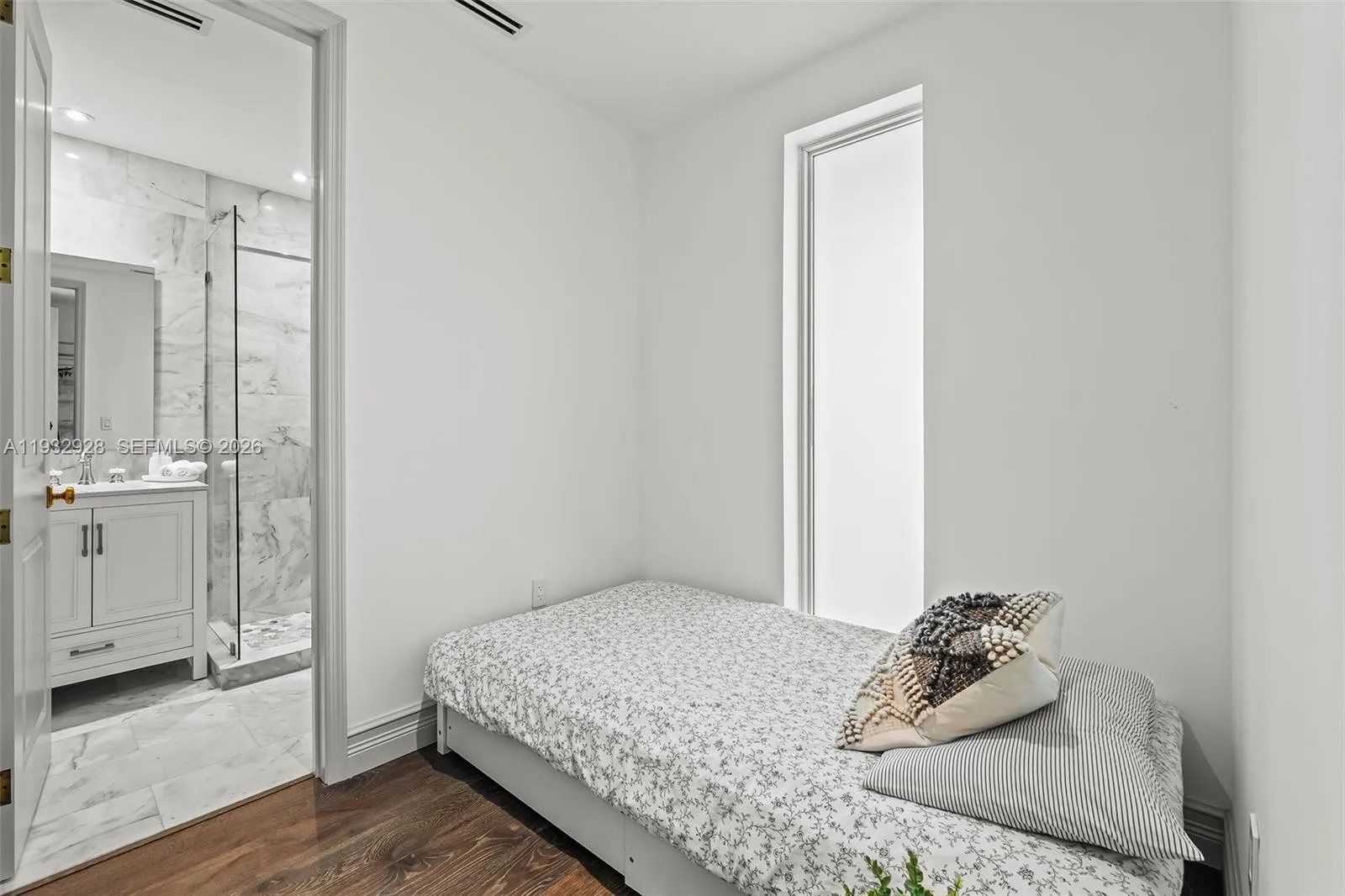 680 Buttonwood Ln, Miami, Florida 33137, Miami, Florida 33137, 5 Bedrooms Bedrooms, ,5 BathroomsBathrooms,Residential,For Sale,680 Buttonwood Ln, Miami, Florida 33137,A11932928