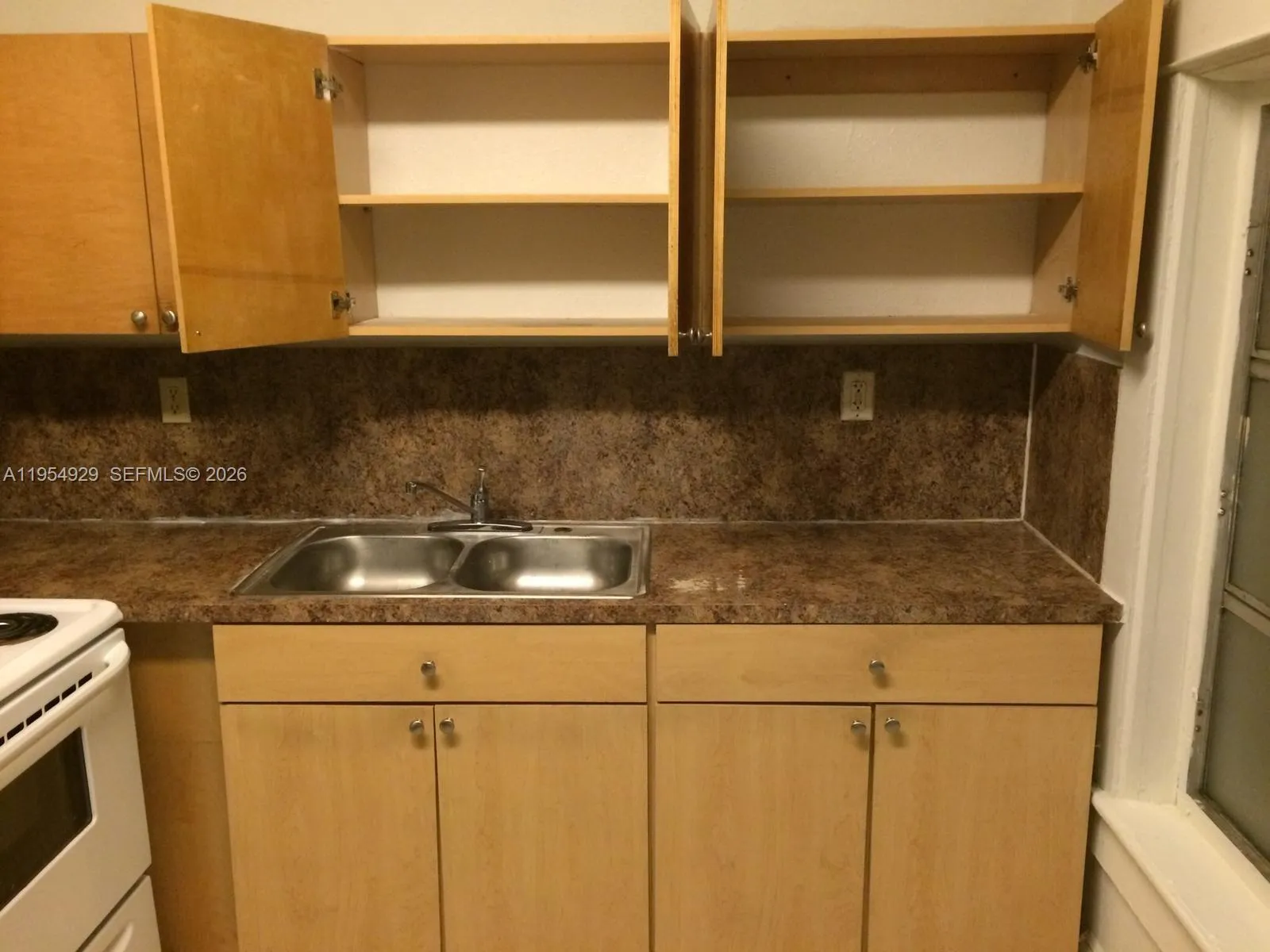 114 Nw 10th Ave, Miami, Florida 33128, Miami, Florida 33128, ,Residential Income,For Sale,114 Nw 10th Ave, Miami, Florida 33128,A11954929