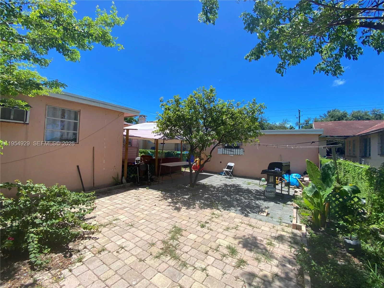 114 Nw 10th Ave, Miami, Florida 33128, Miami, Florida 33128, ,Residential Income,For Sale,114 Nw 10th Ave, Miami, Florida 33128,A11954929