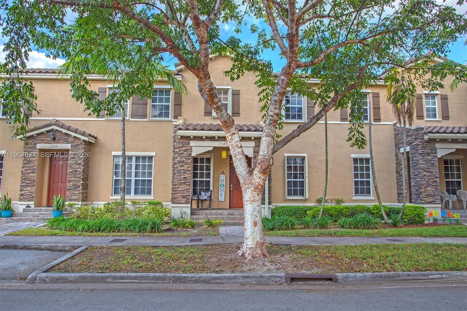 17149 Sw 94th St, Miami, Florida 33196, Miami, Florida 33196, 5 Bedrooms Bedrooms, ,4 BathroomsBathrooms,Residential,For Sale,17149 Sw 94th St, Miami, Florida 33196,A11954024