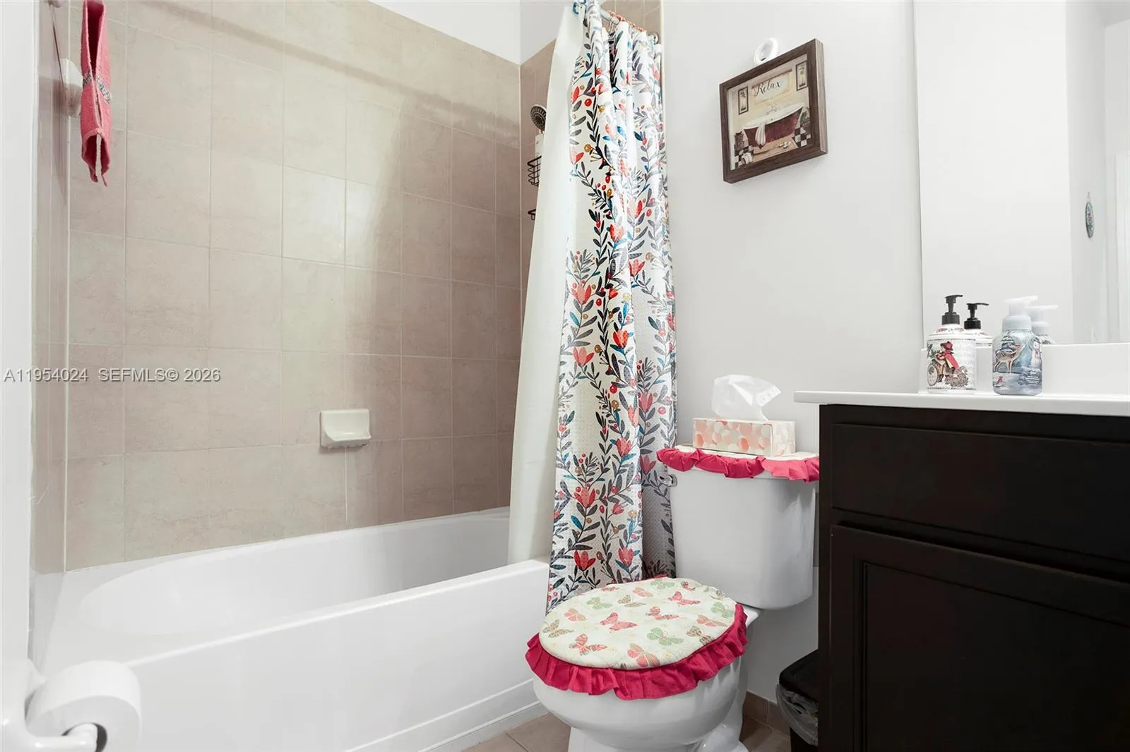 17149 Sw 94th St, Miami, Florida 33196, Miami, Florida 33196, 5 Bedrooms Bedrooms, ,4 BathroomsBathrooms,Residential,For Sale,17149 Sw 94th St, Miami, Florida 33196,A11954024