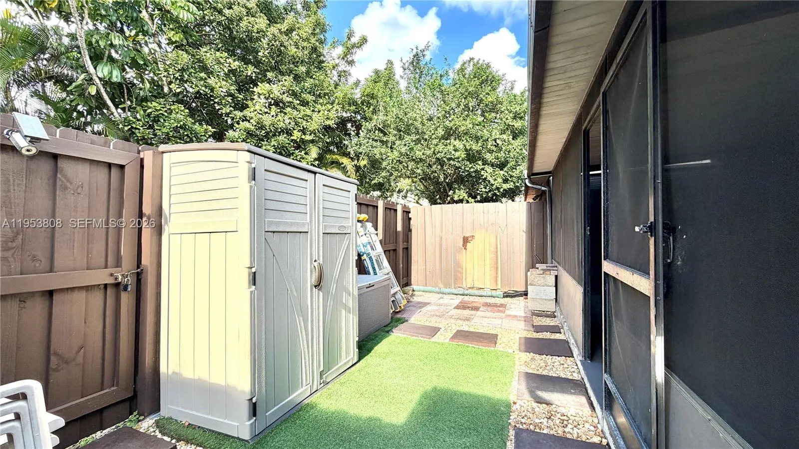 10271 Oleander Ct, Pembroke Pines, Florida 33026, Pembroke Pines, Florida 33026, 2 Bedrooms Bedrooms, ,2 BathroomsBathrooms,Residential,For Sale,10271 Oleander Ct, Pembroke Pines, Florida 33026,A11953808