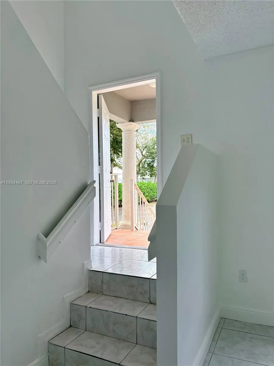 5200 Nw 109th Ave 5, Doral, Florida 33178, Doral, Florida 33178, 2 Bedrooms Bedrooms, ,2 BathroomsBathrooms,Residential,For Sale,5200 Nw 109th Ave 5, Doral, Florida 33178,A11954487