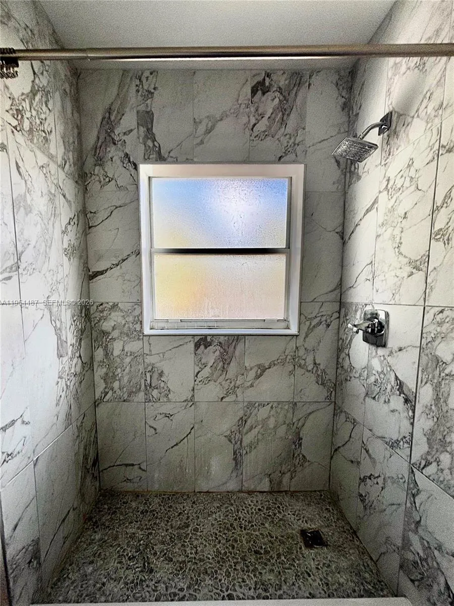 5200 Nw 109th Ave 5, Doral, Florida 33178, Doral, Florida 33178, 2 Bedrooms Bedrooms, ,2 BathroomsBathrooms,Residential,For Sale,5200 Nw 109th Ave 5, Doral, Florida 33178,A11954487